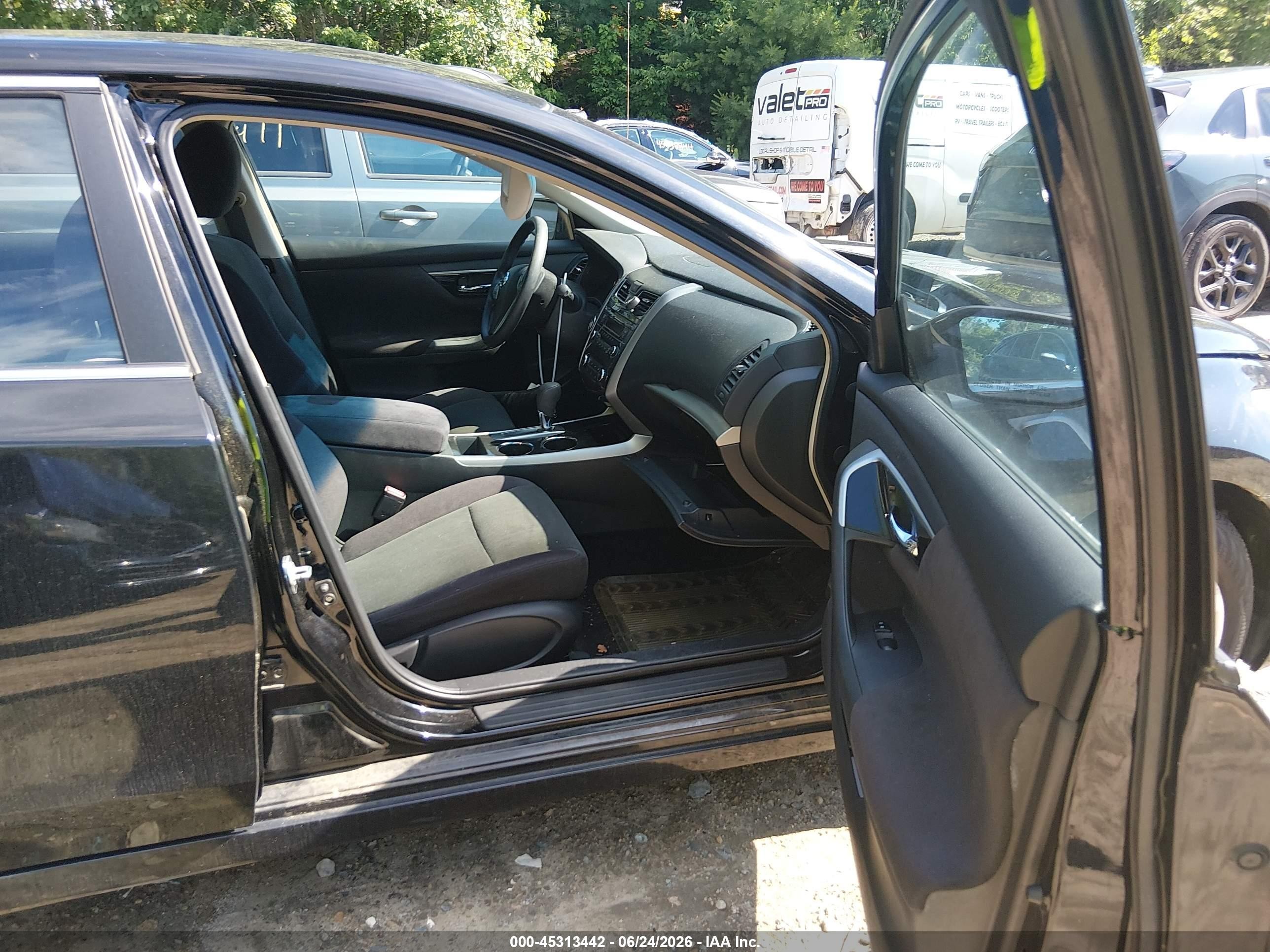 2013 Nissan Altima 2.5 S Black vin: 1N4AL3AP0DC124577
