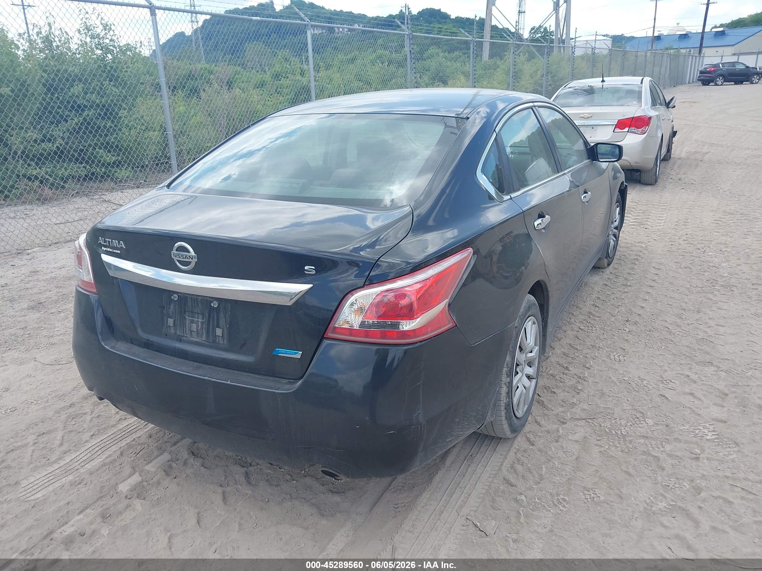 2013 Nissan Altima 2.5 S Black vin: 1N4AL3AP0DC142299