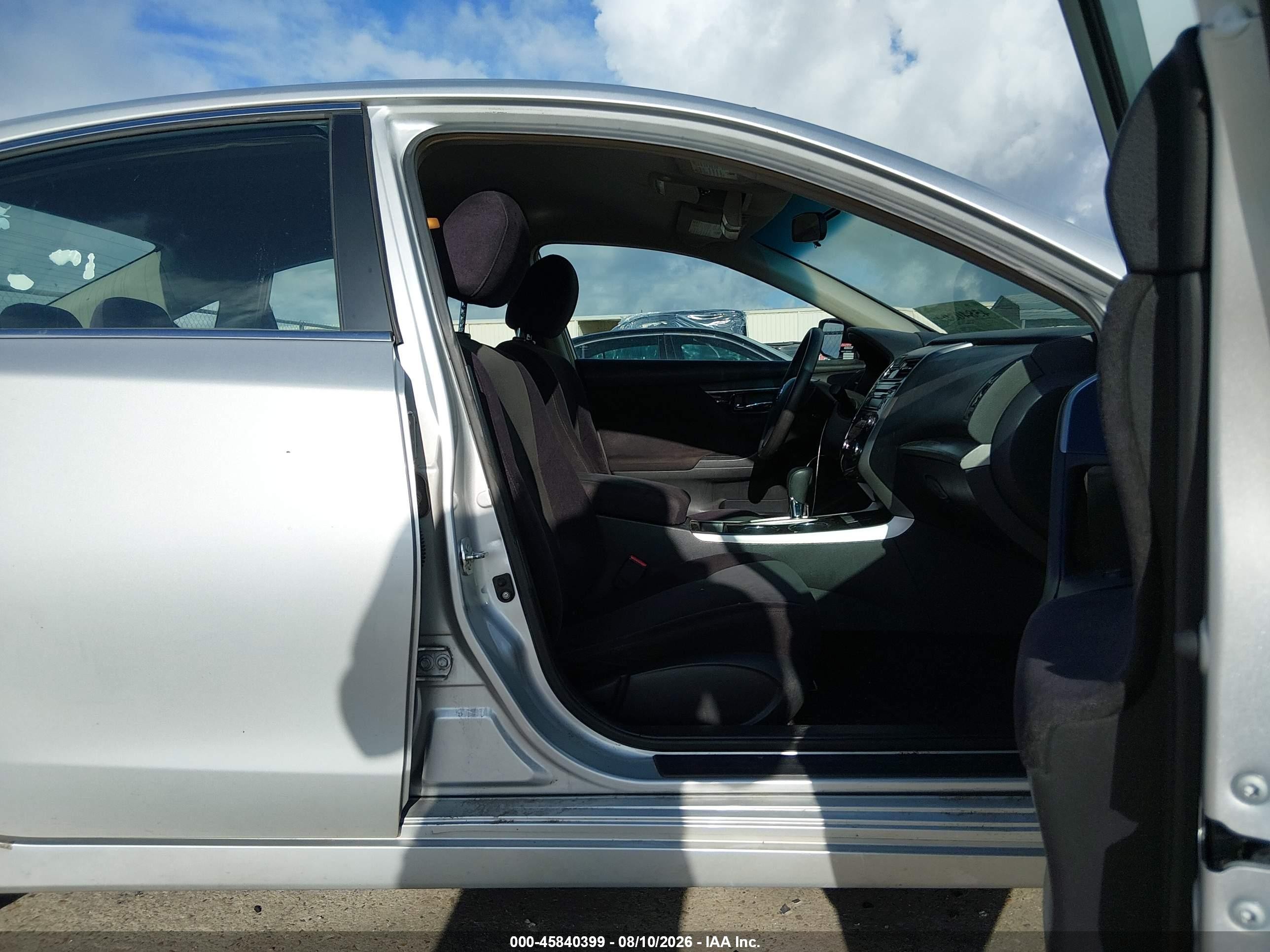 2013 Nissan Altima 2.5 S Silver vin: 1N4AL3AP0DC166358