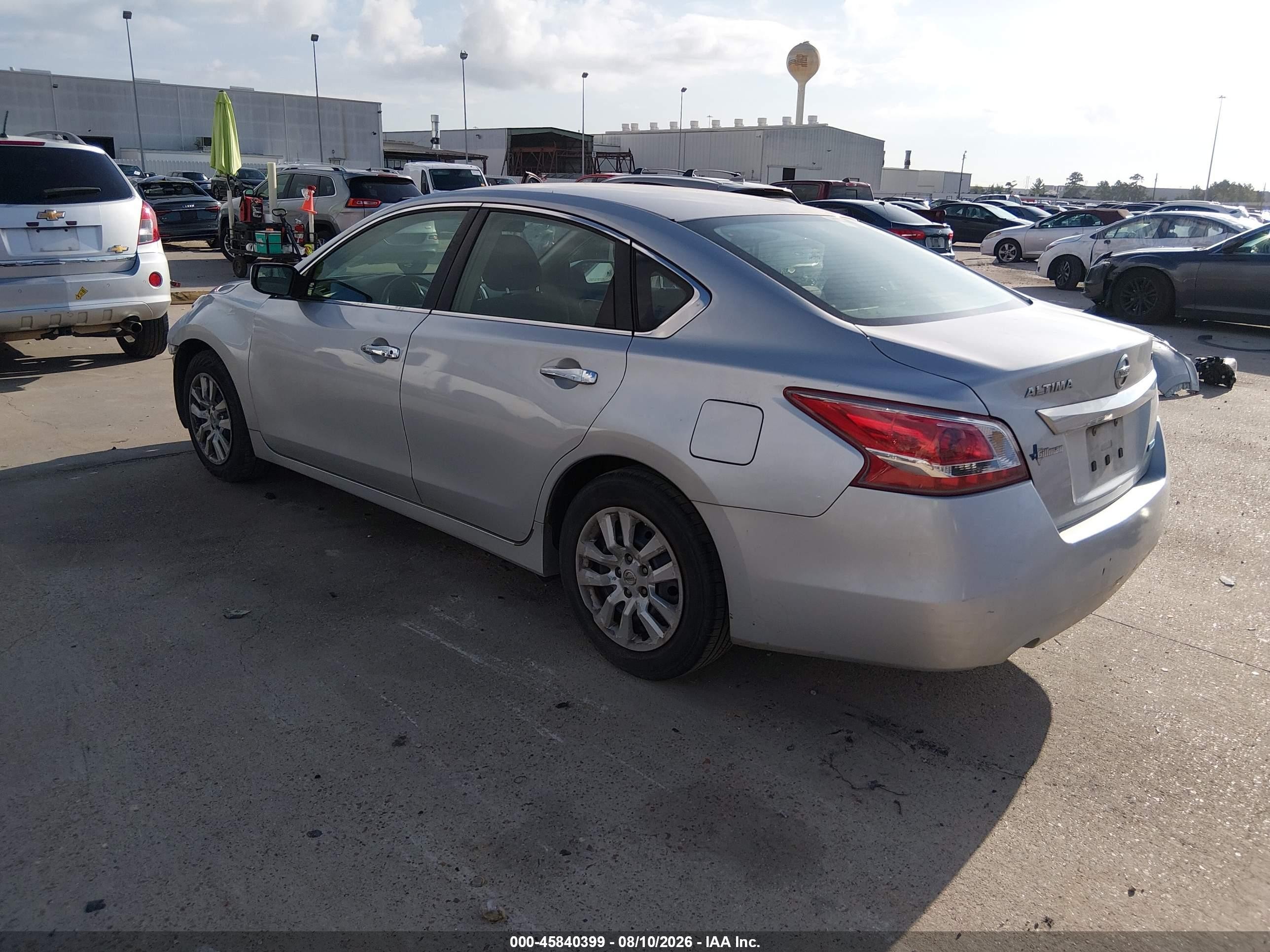 2013 Nissan Altima 2.5 S Silver vin: 1N4AL3AP0DC166358