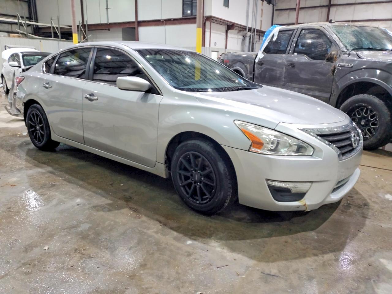 2013 Nissan Altima Silver vin: 1N4AL3AP0DC167249