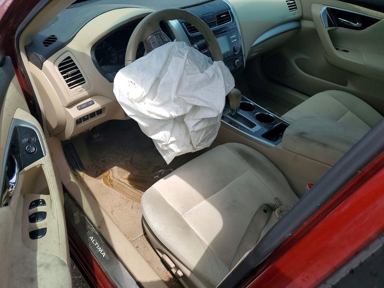 2013 Nissan Altima 2.5 Burgundy vin: 1N4AL3AP0DC175092