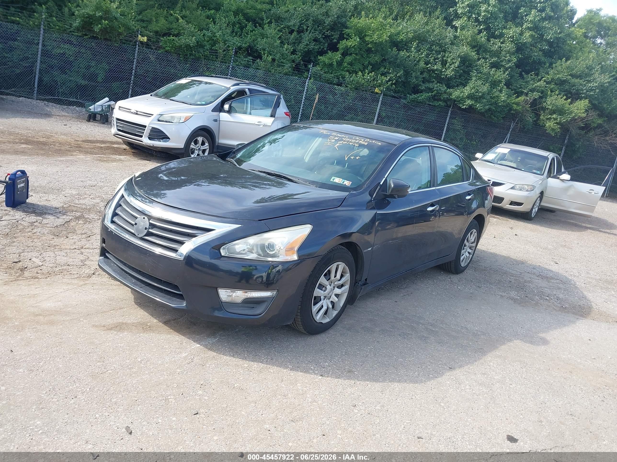 2013 Nissan Altima 2.5 S Черный vin: 1N4AL3AP0DC201416