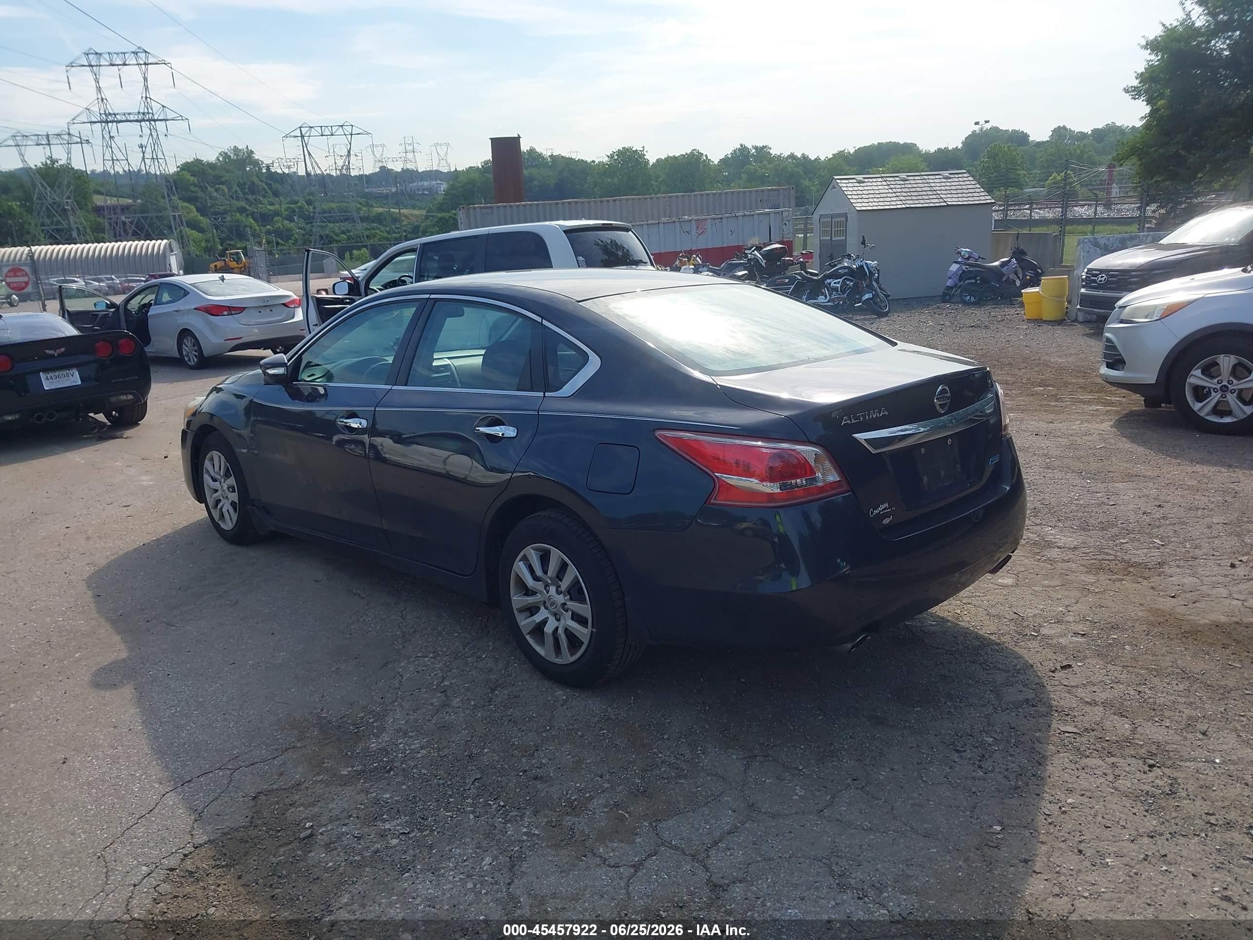 2013 Nissan Altima 2.5 S Черный vin: 1N4AL3AP0DC201416