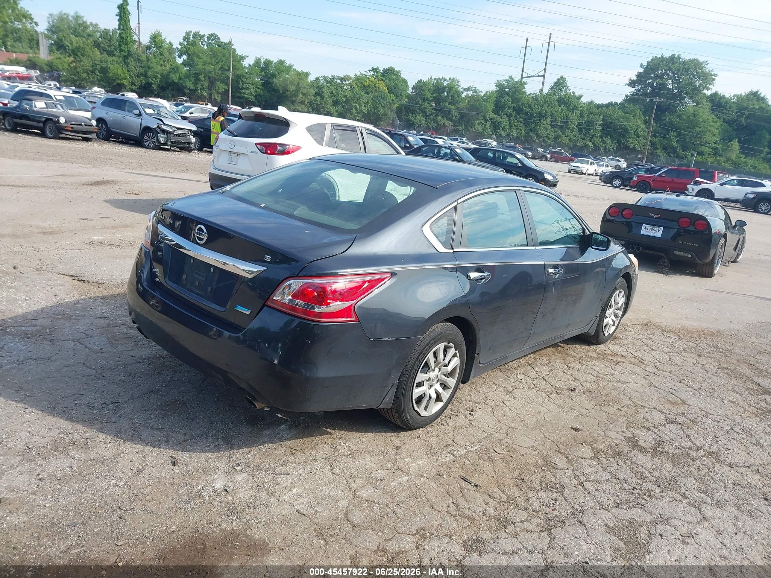 2013 Nissan Altima 2.5 S Черный vin: 1N4AL3AP0DC201416