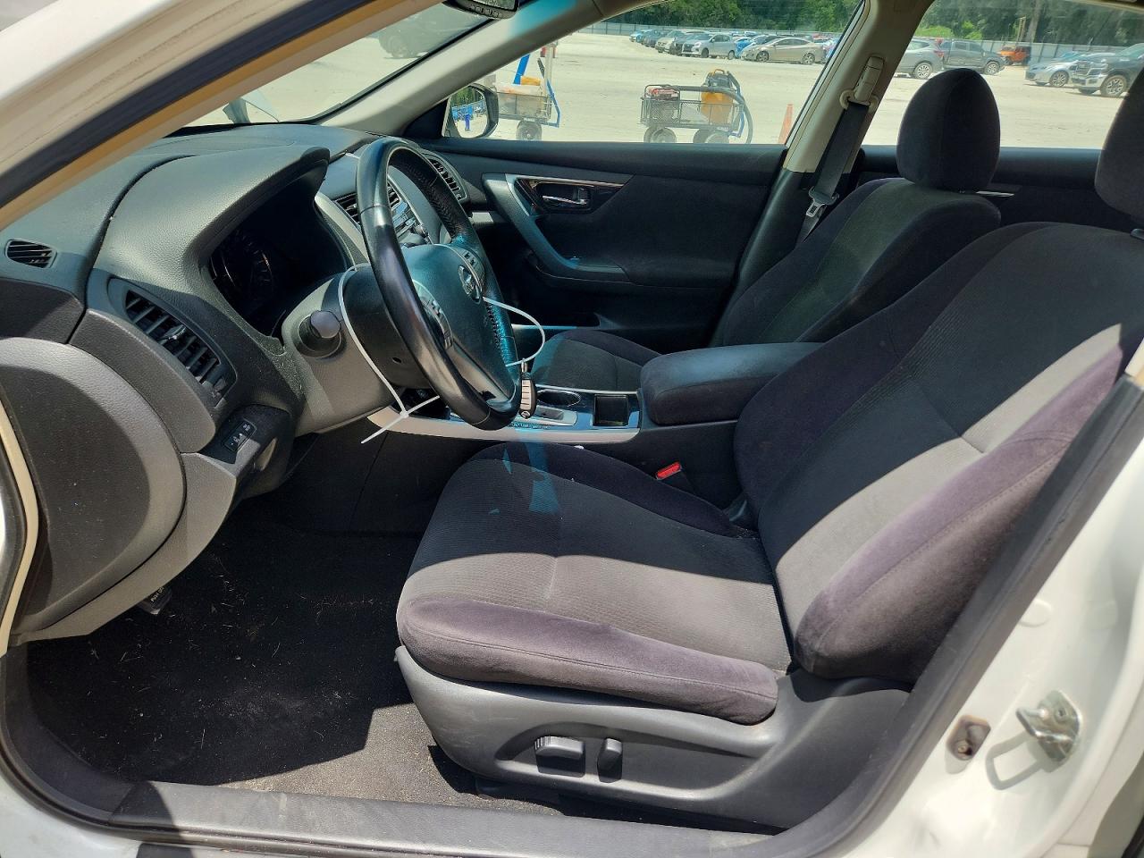 2013 Nissan Altima 2.5/s/sv/sl Белый vin: 1N4AL3AP0DC215395