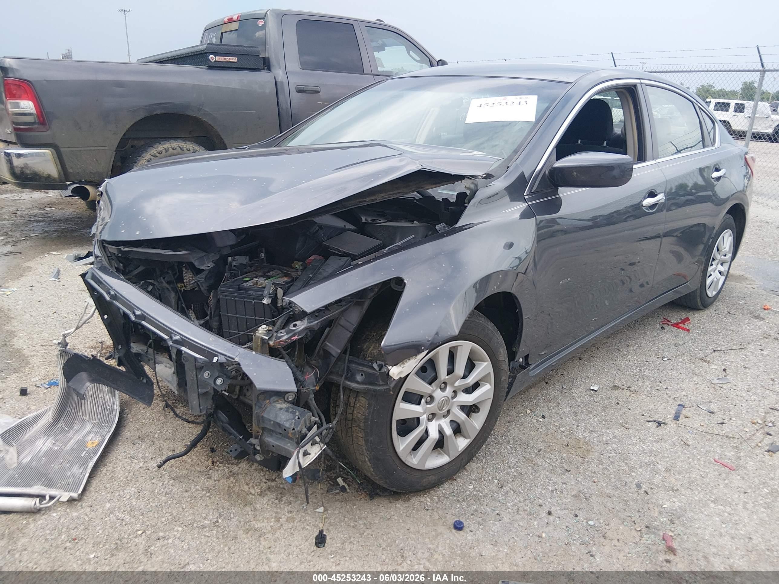 2013 Nissan Altima 2.5 S Gray vin: 1N4AL3AP0DC217938