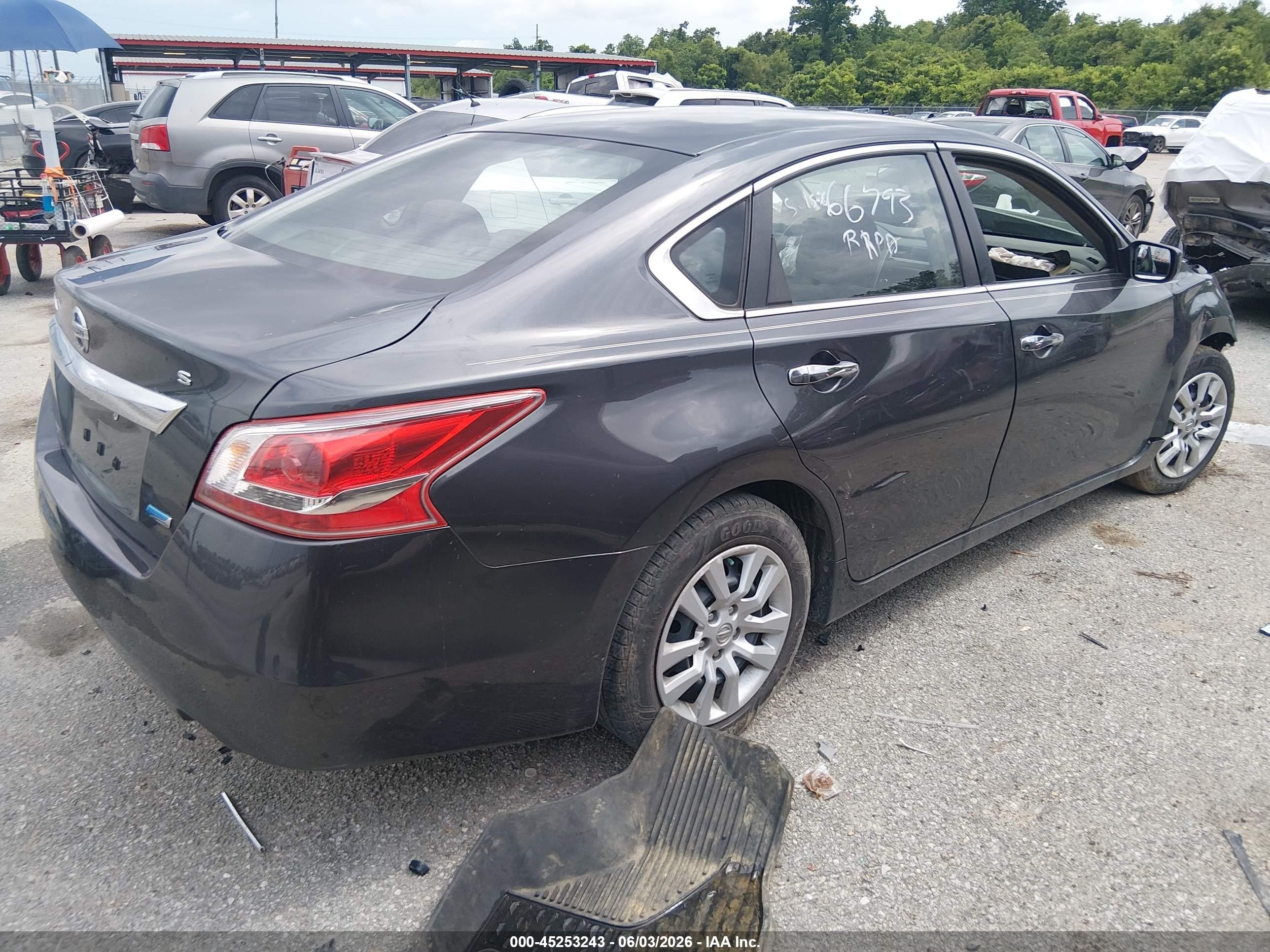 2013 Nissan Altima 2.5 S Gray vin: 1N4AL3AP0DC217938