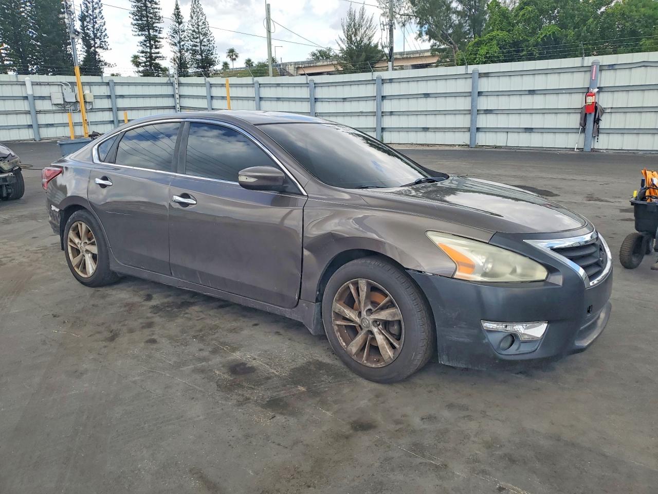 2013 Nissan Altima 2.5 Brown vin: 1N4AL3AP0DC232147