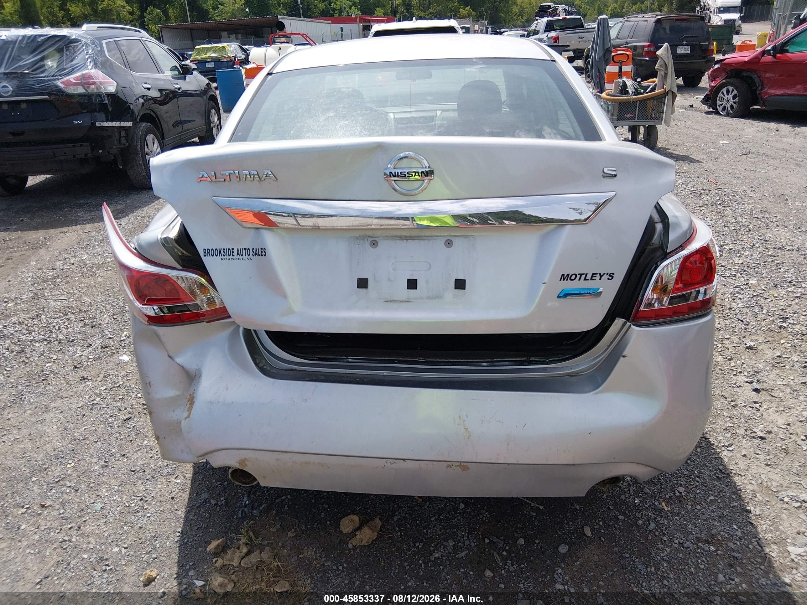 2013 Nissan Altima 2.5 S Silver vin: 1N4AL3AP0DC234321