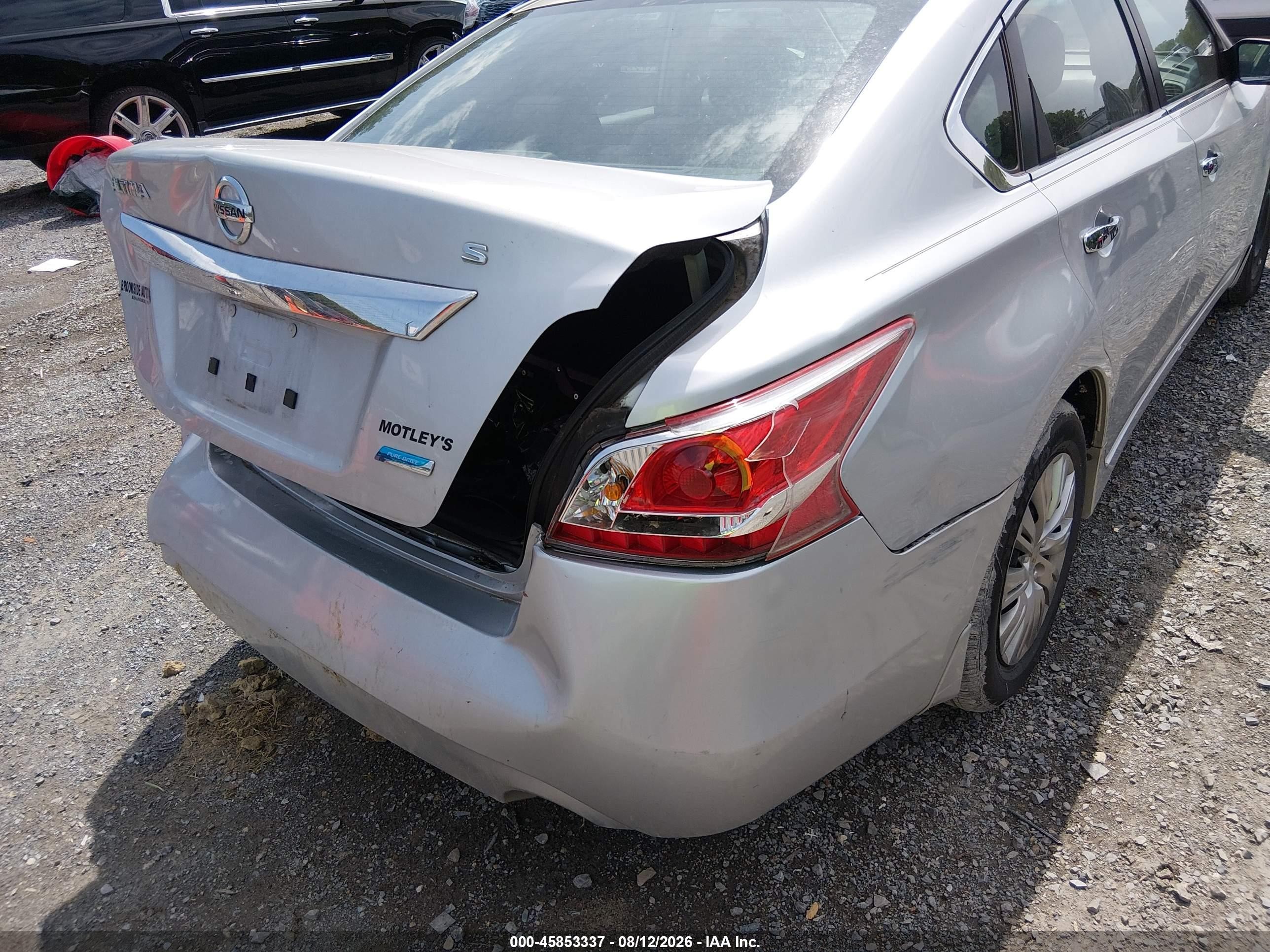 2013 Nissan Altima 2.5 S Silver vin: 1N4AL3AP0DC234321