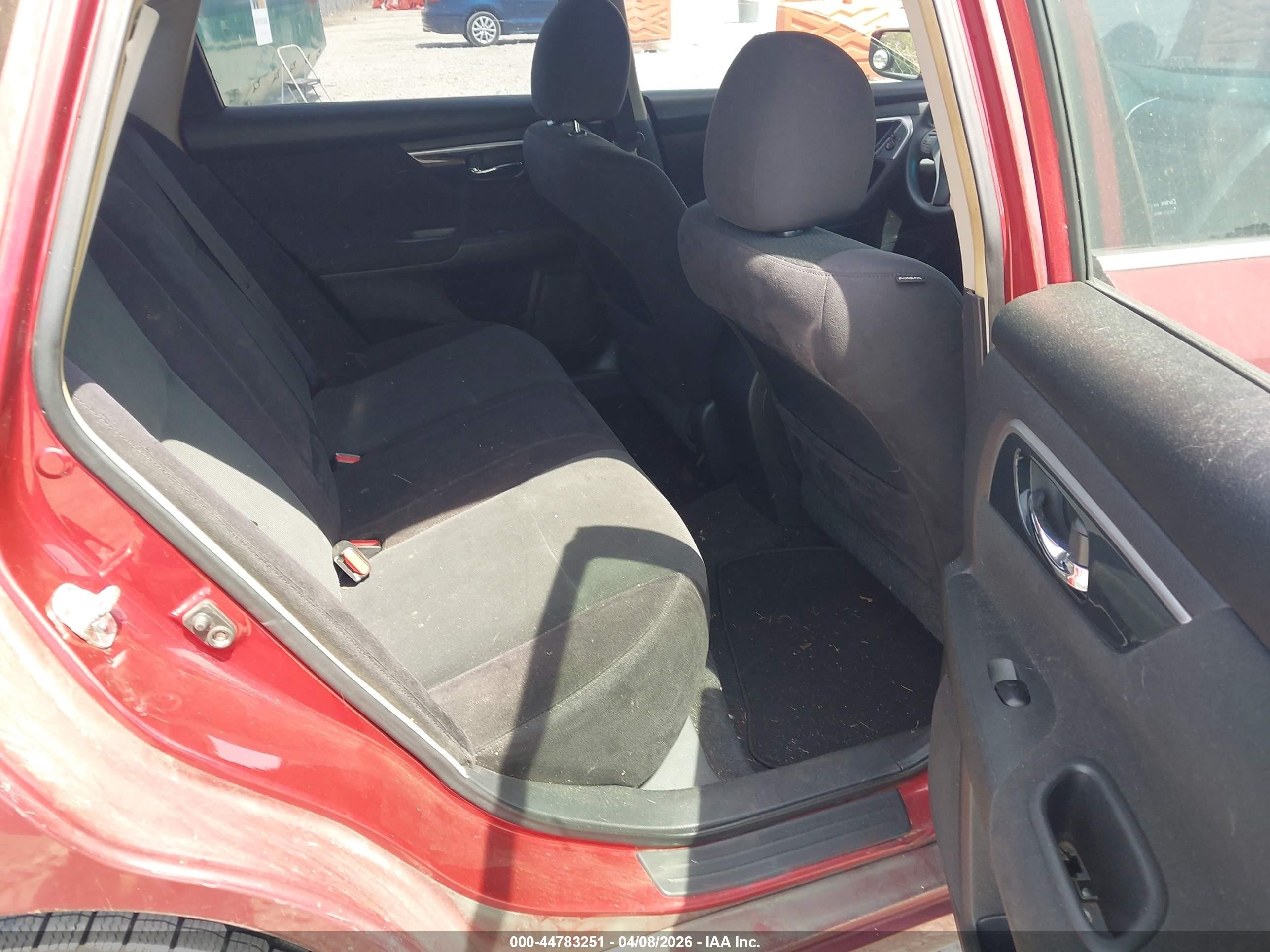 2013 Nissan Altima 2.5 S Red vin: 1N4AL3AP0DC239292
