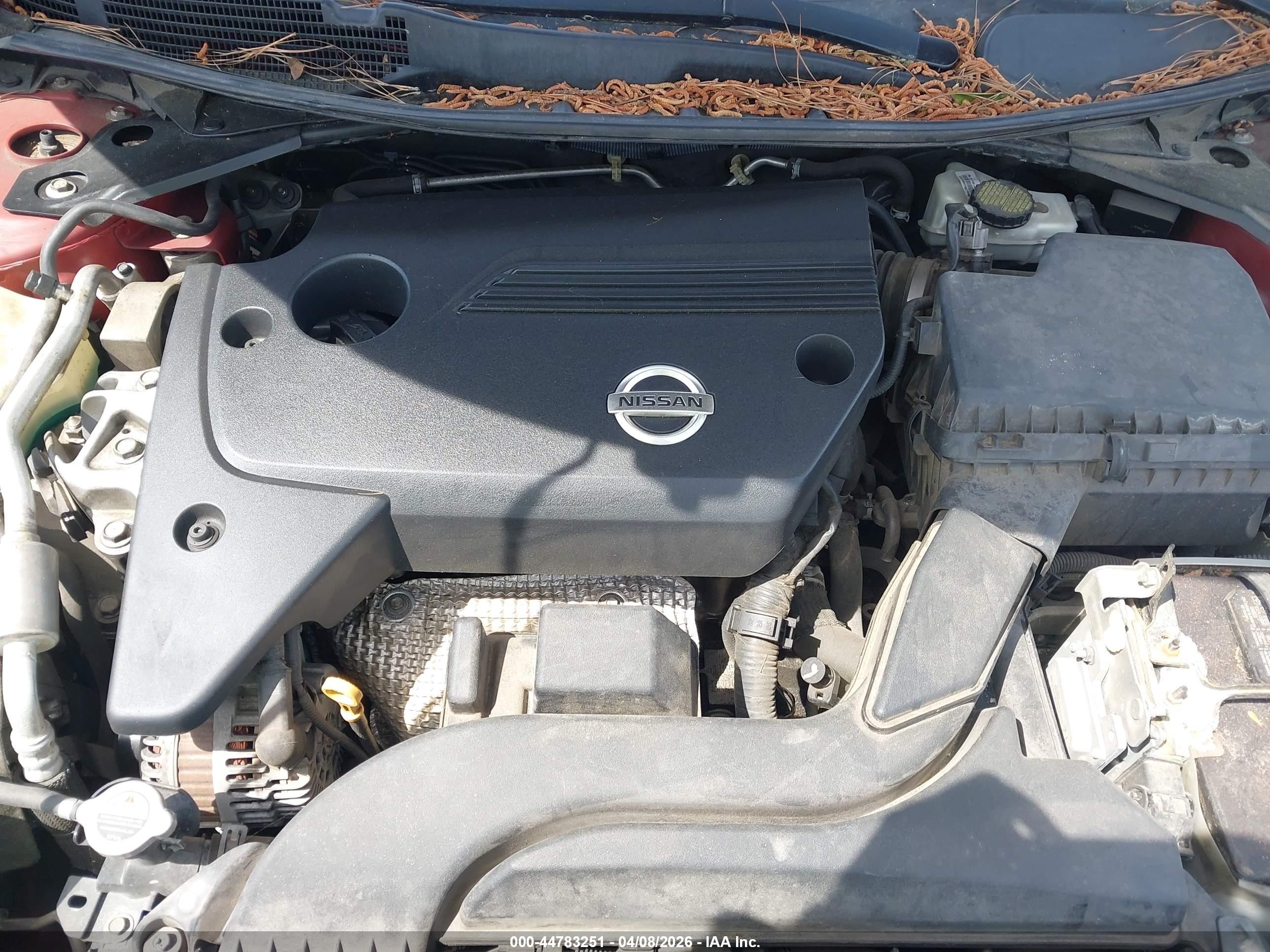 2013 Nissan Altima 2.5 S Red vin: 1N4AL3AP0DC239292