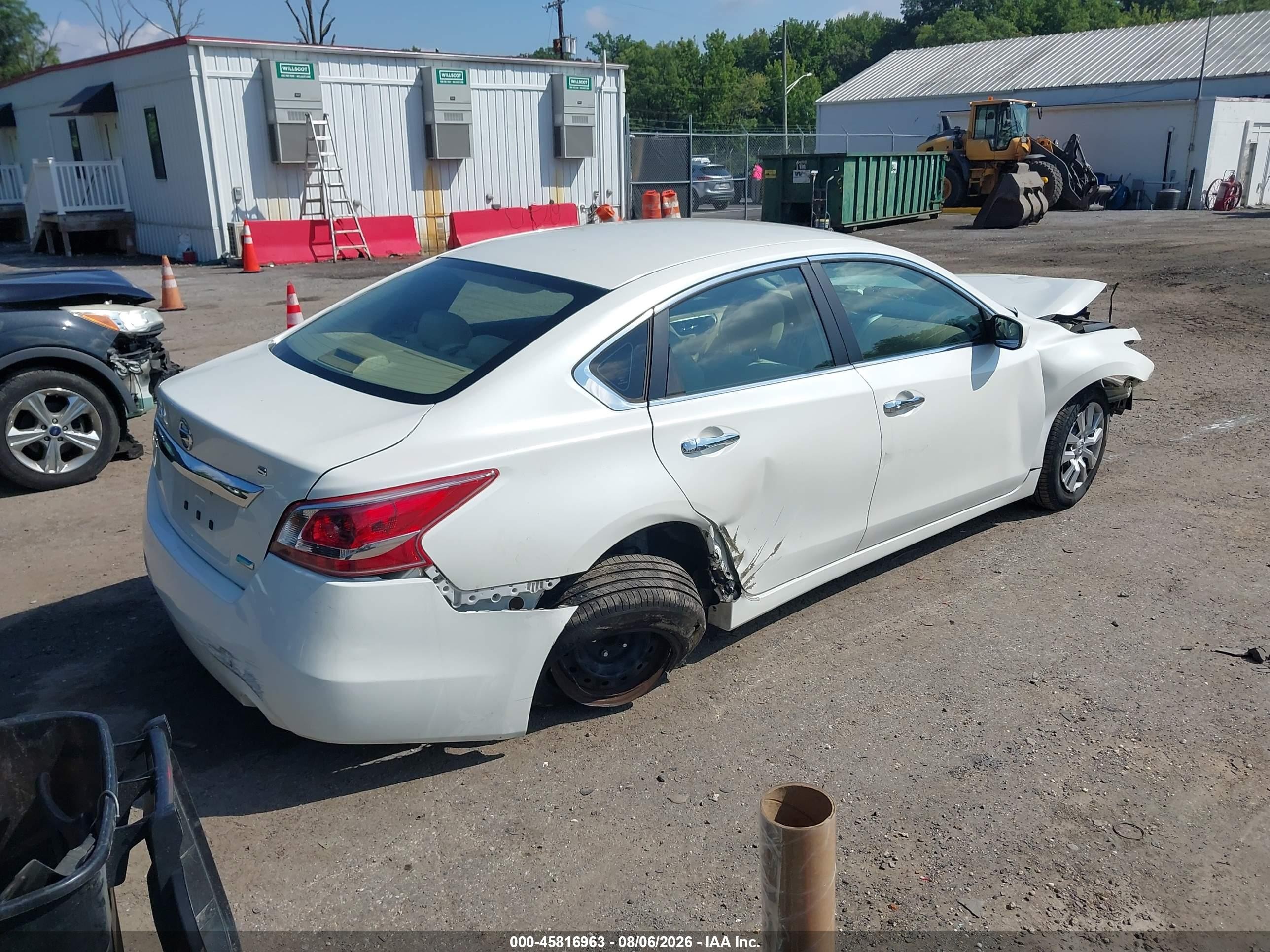 2013 Nissan Altima 2.5 S Белый vin: 1N4AL3AP0DC241351