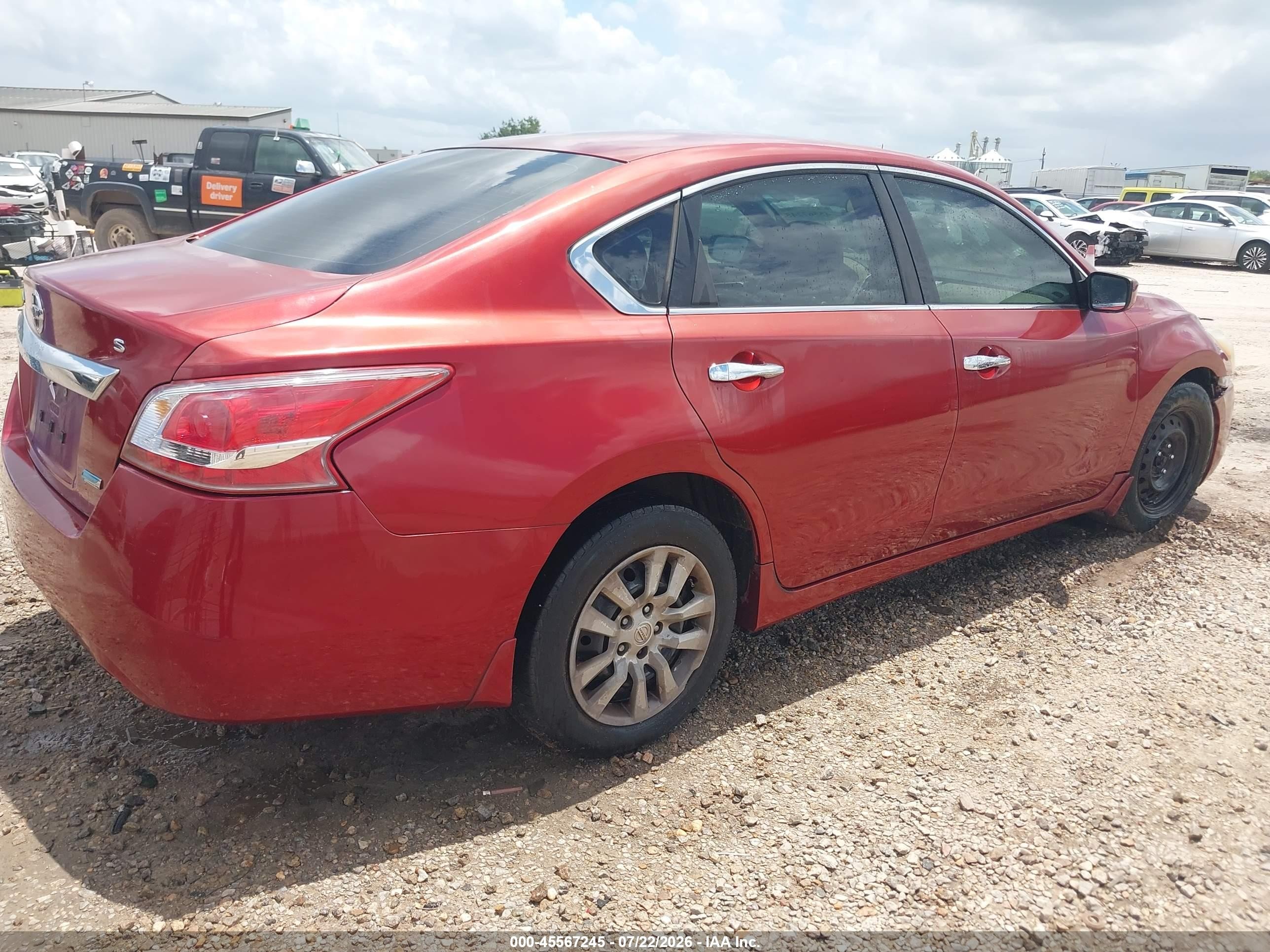 2013 Nissan Altima 2.5 S Red vin: 1N4AL3AP0DC242760