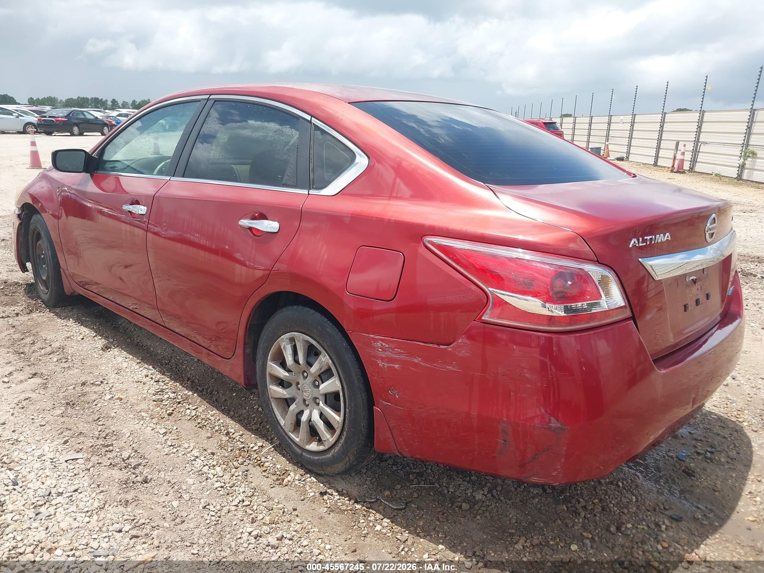 2013 Nissan Altima 2.5 S Red vin: 1N4AL3AP0DC242760