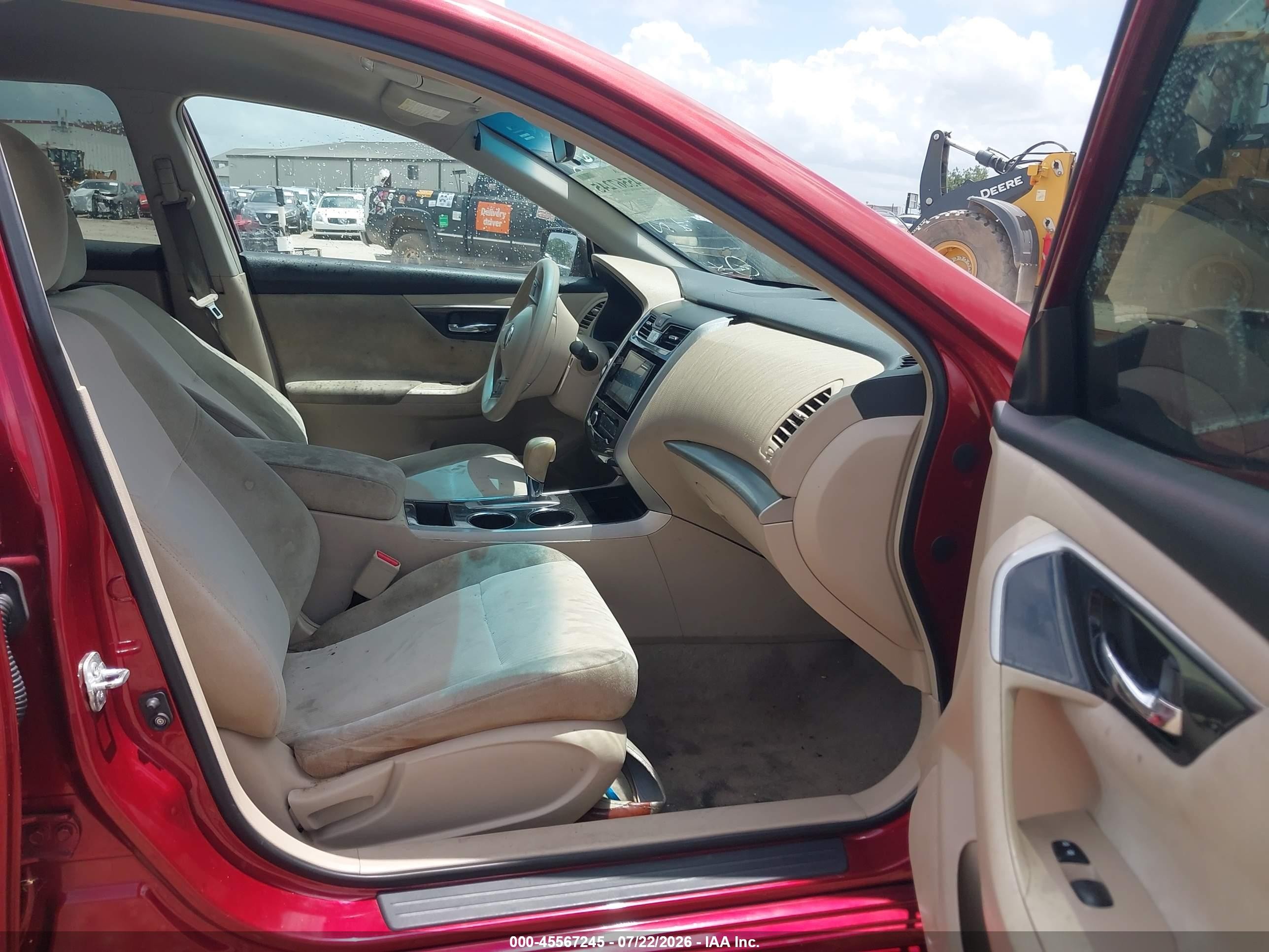 2013 Nissan Altima 2.5 S Red vin: 1N4AL3AP0DC242760