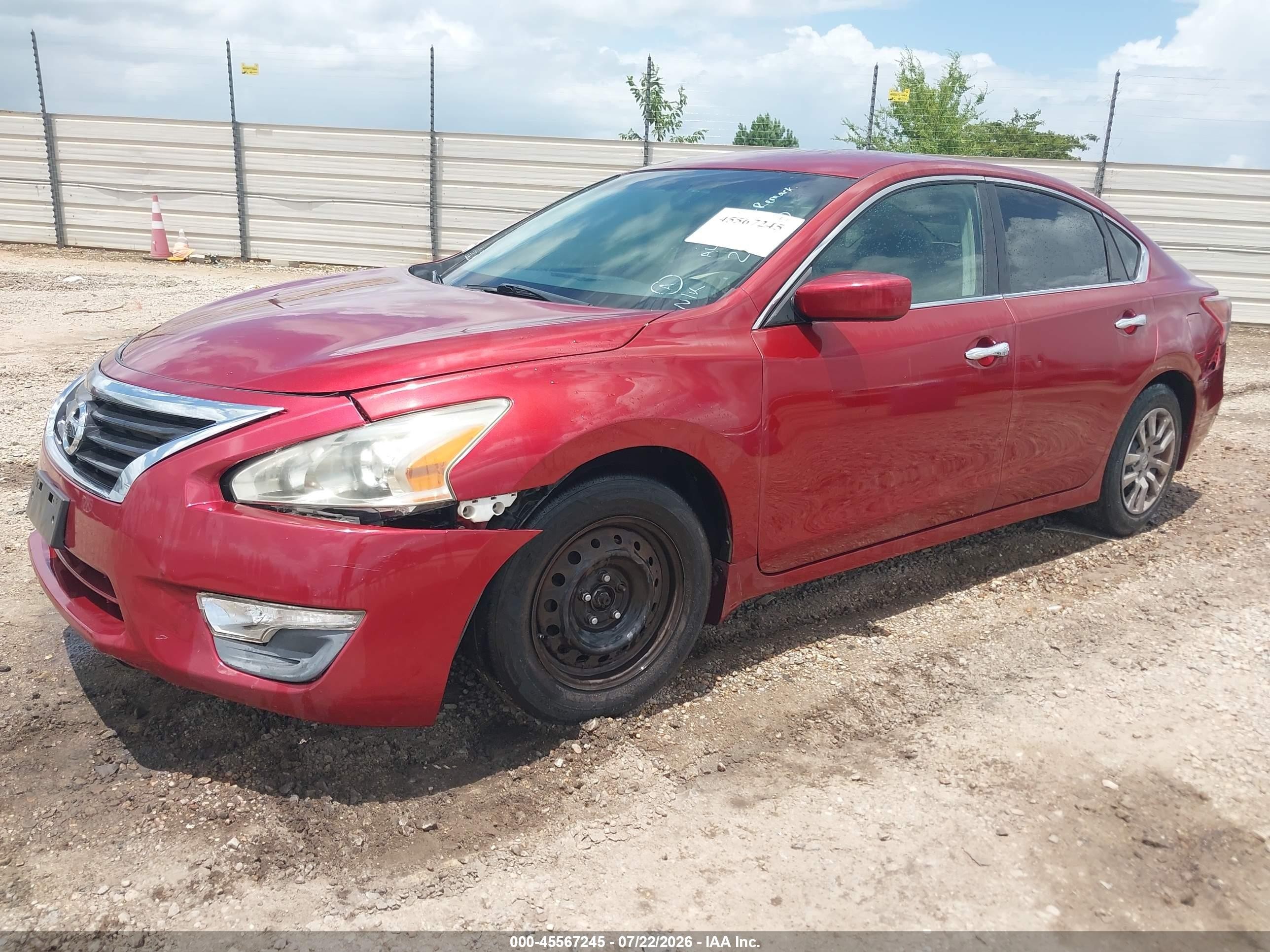2013 Nissan Altima 2.5 S Red vin: 1N4AL3AP0DC242760