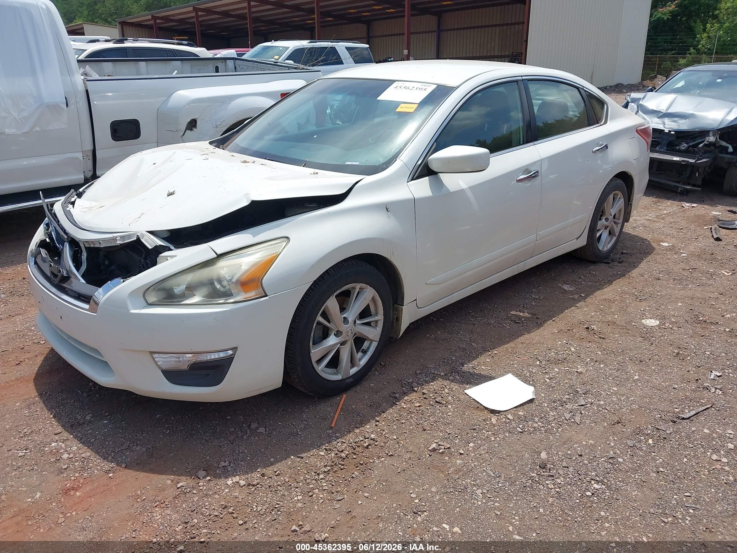 2013 Nissan Altima 2.5 Sv White vin: 1N4AL3AP0DC257128