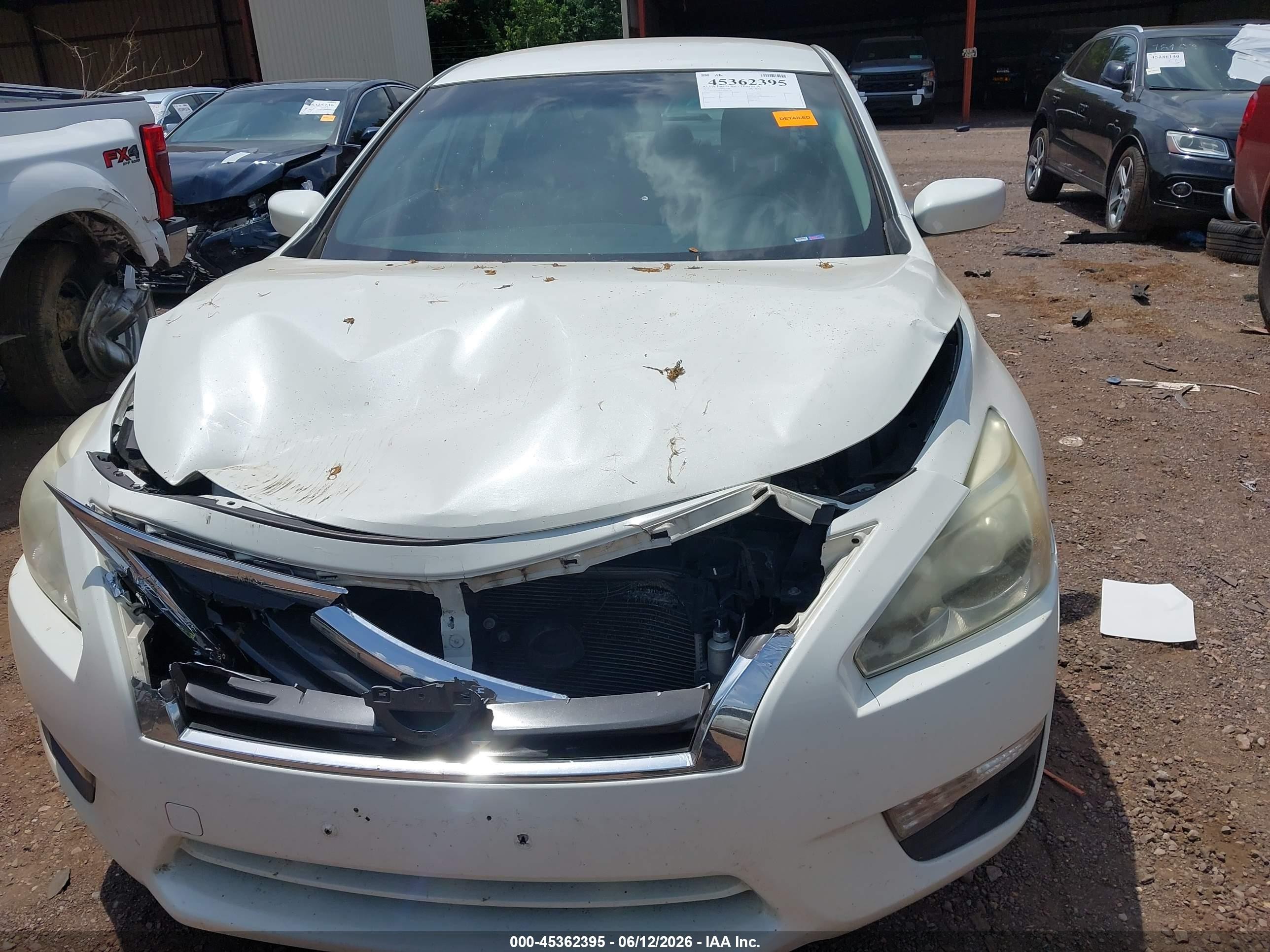 2013 Nissan Altima 2.5 Sv White vin: 1N4AL3AP0DC257128