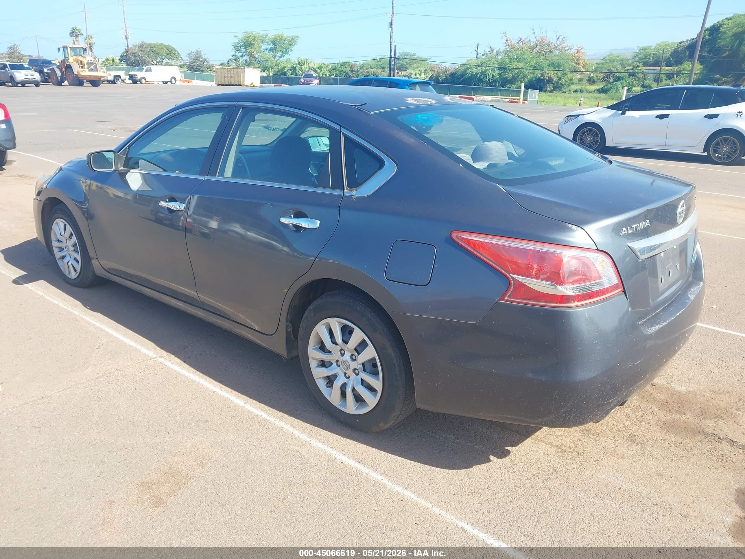 2013 Nissan Altima 2.5 S Gray vin: 1N4AL3AP0DC277461