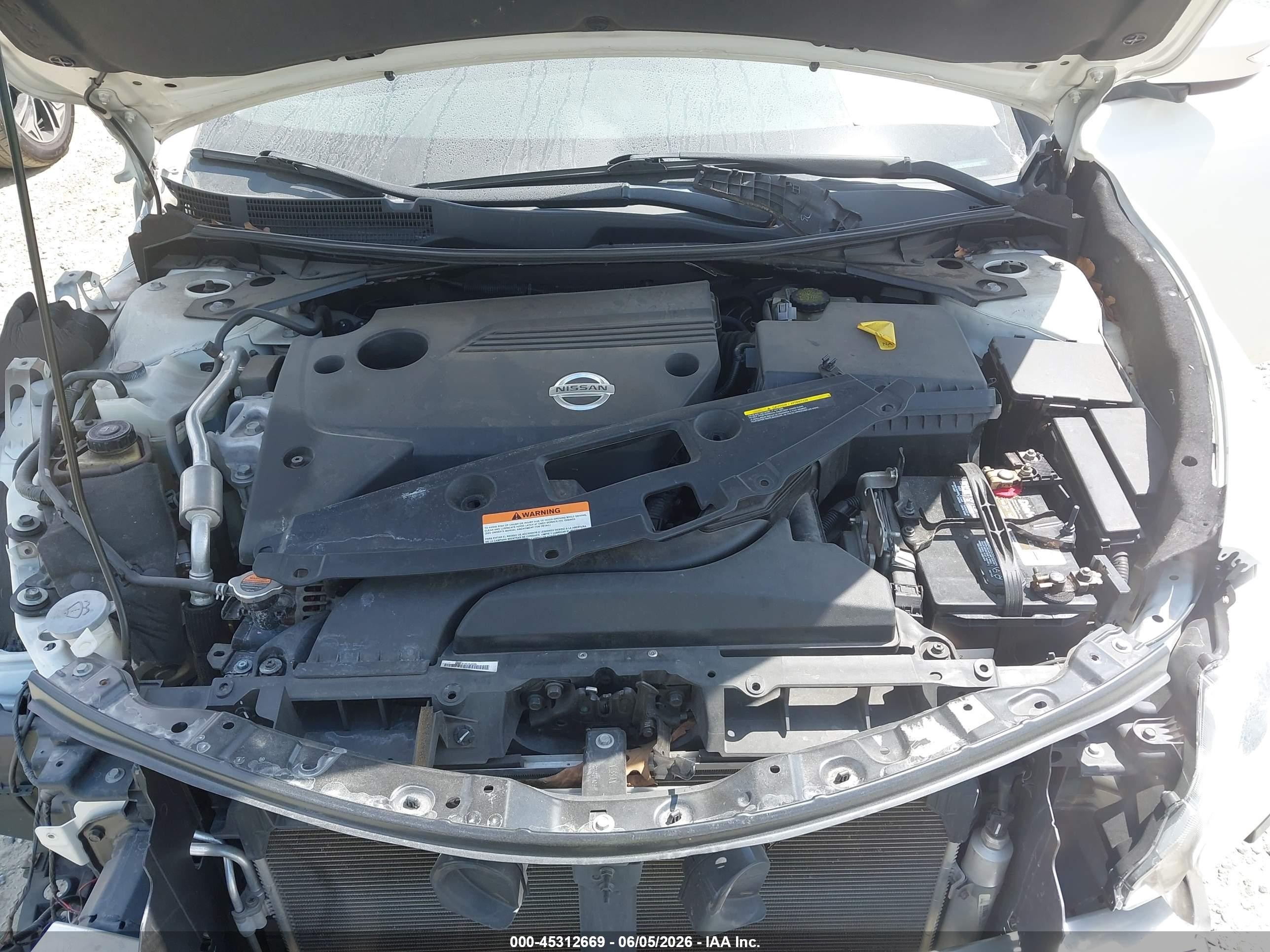 2013 Nissan Altima 2.5 Sv White vin: 1N4AL3AP0DC281901