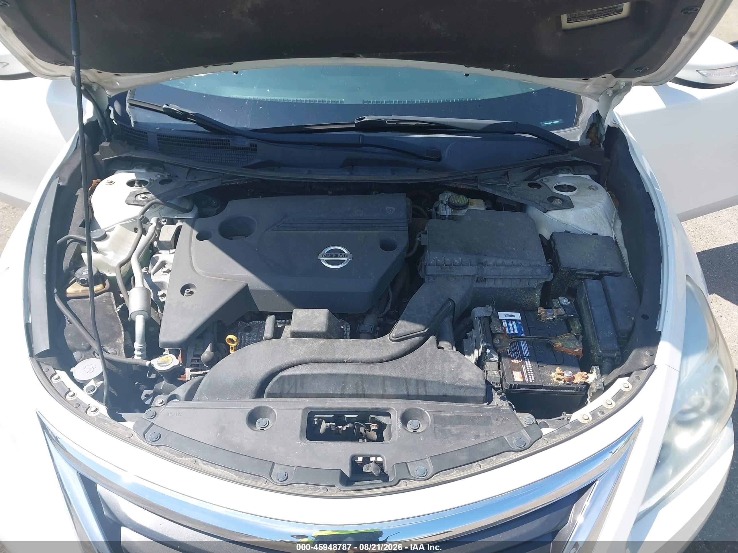 2013 Nissan Altima 2.5 Sv Белый vin: 1N4AL3AP0DC289061