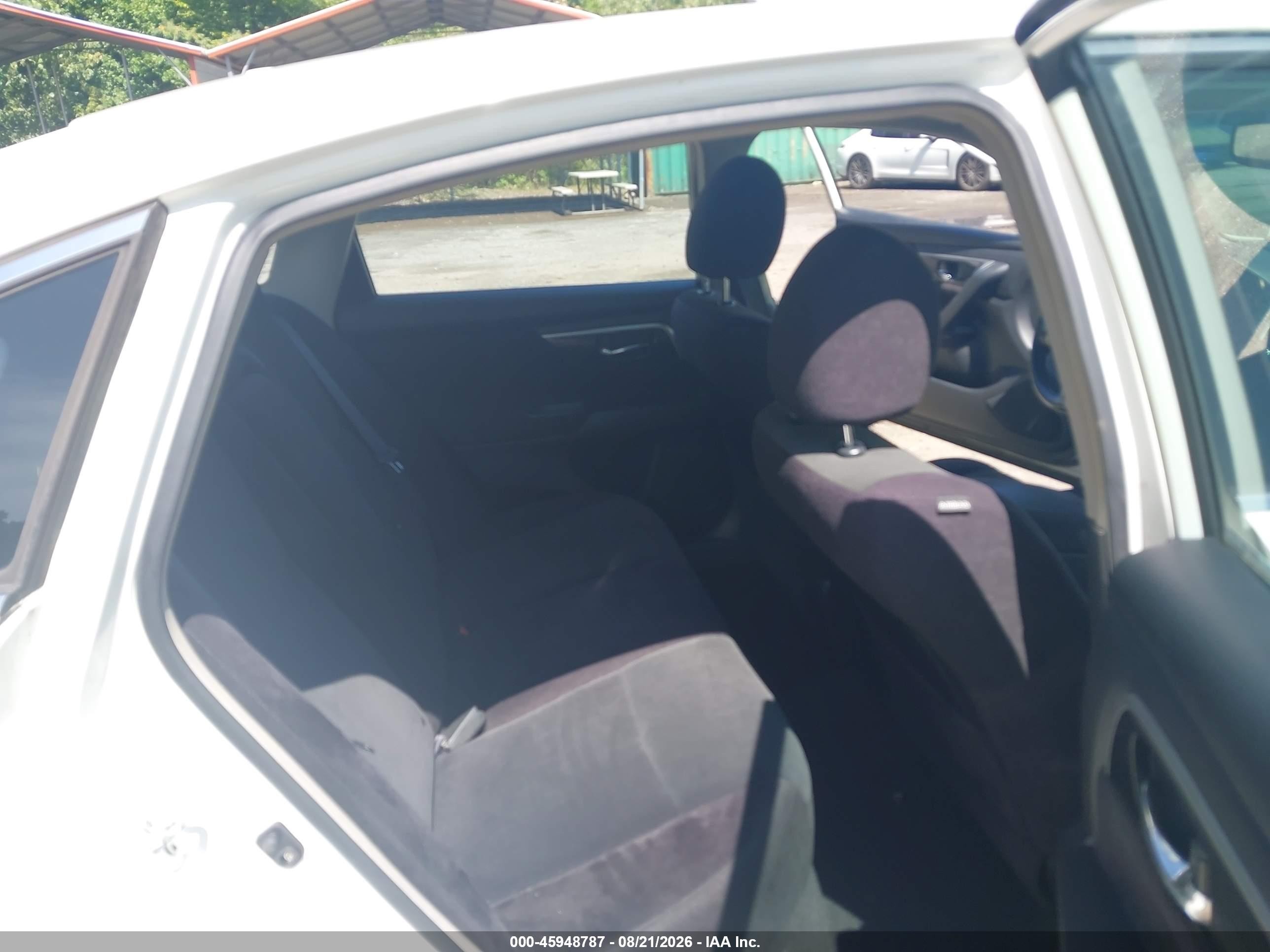 2013 Nissan Altima 2.5 Sv Белый vin: 1N4AL3AP0DC289061
