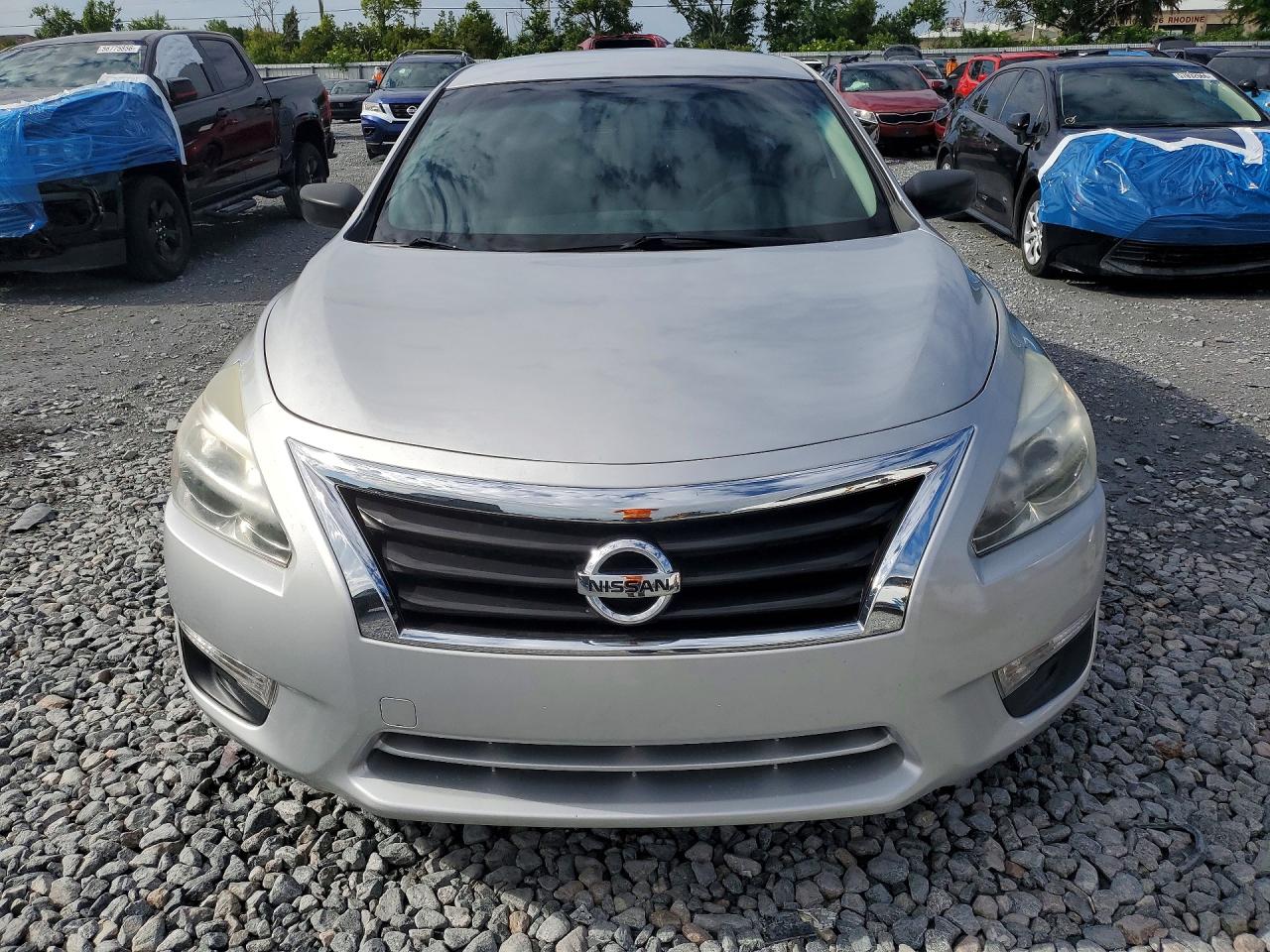 2013 Nissan Altima 2.5 Silver vin: 1N4AL3AP0DC299685