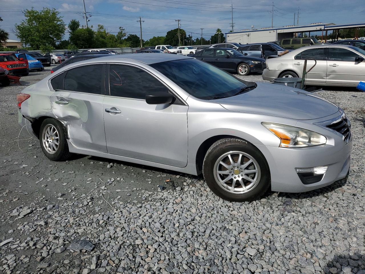 2013 Nissan Altima 2.5 Silver vin: 1N4AL3AP0DC299685