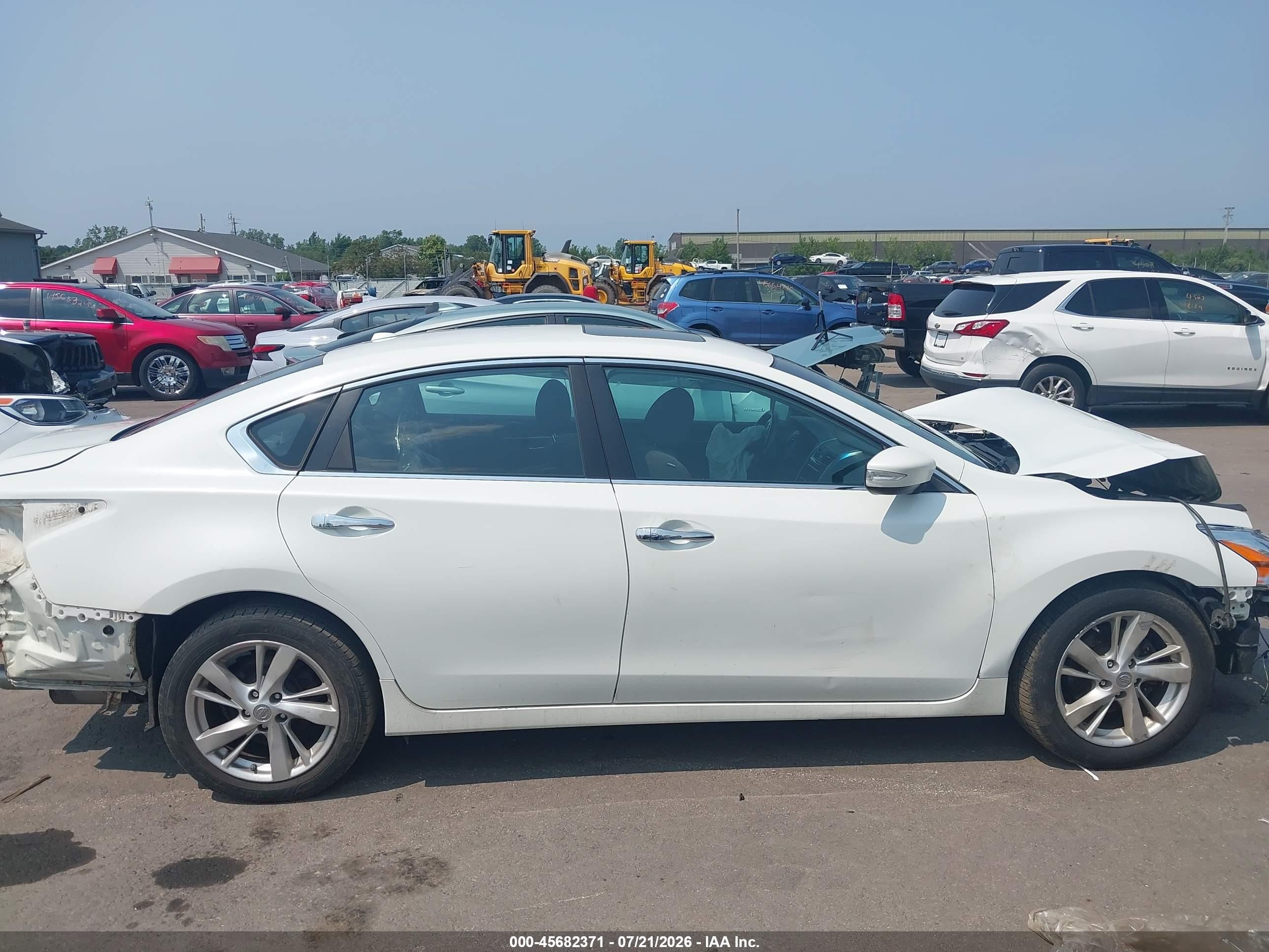 2013 Nissan Altima 2.5 Sv White vin: 1N4AL3AP0DN406982