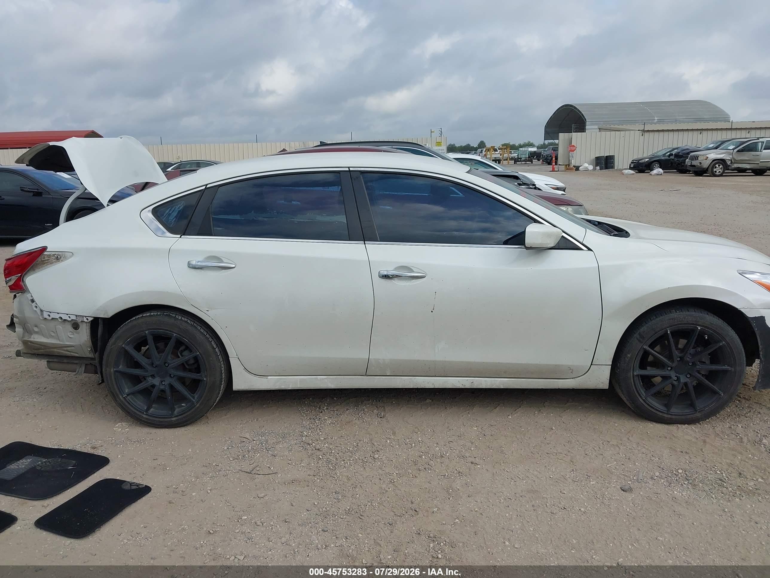 2013 Nissan Altima 2.5 White vin: 1N4AL3AP0DN424754