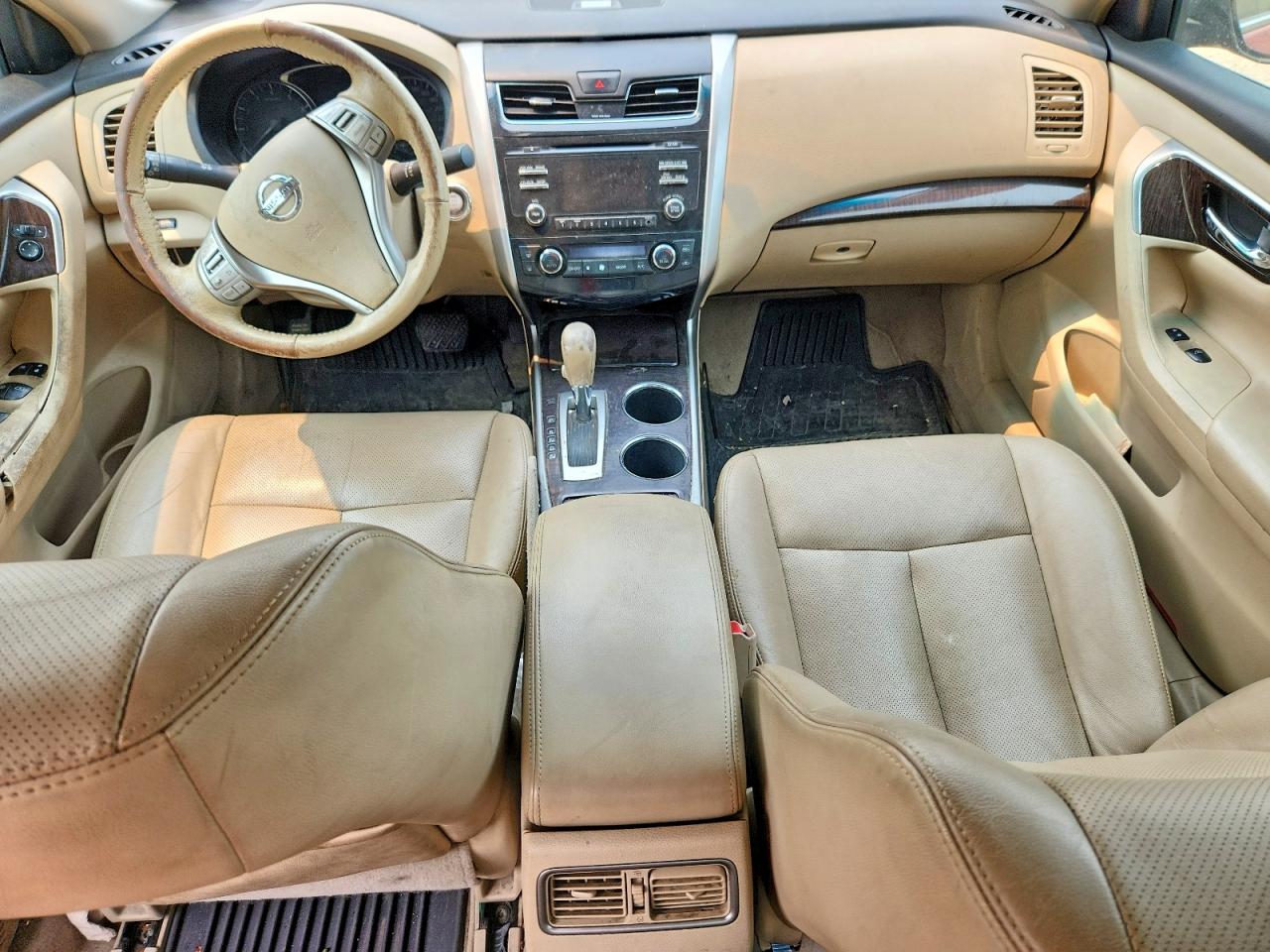 2013 Nissan Altima 2.5 Red vin: 1N4AL3AP0DN506726