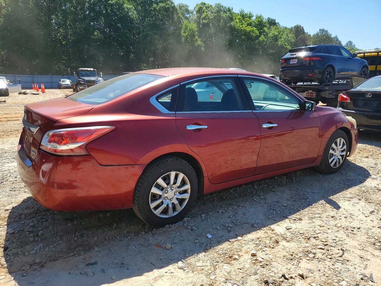 2013 Nissan Altima 2.5 Red vin: 1N4AL3AP0DN522361