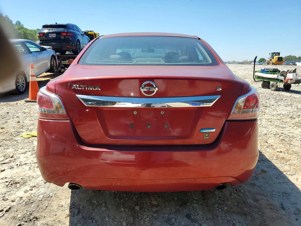 2013 Nissan Altima 2.5 Red vin: 1N4AL3AP0DN522361