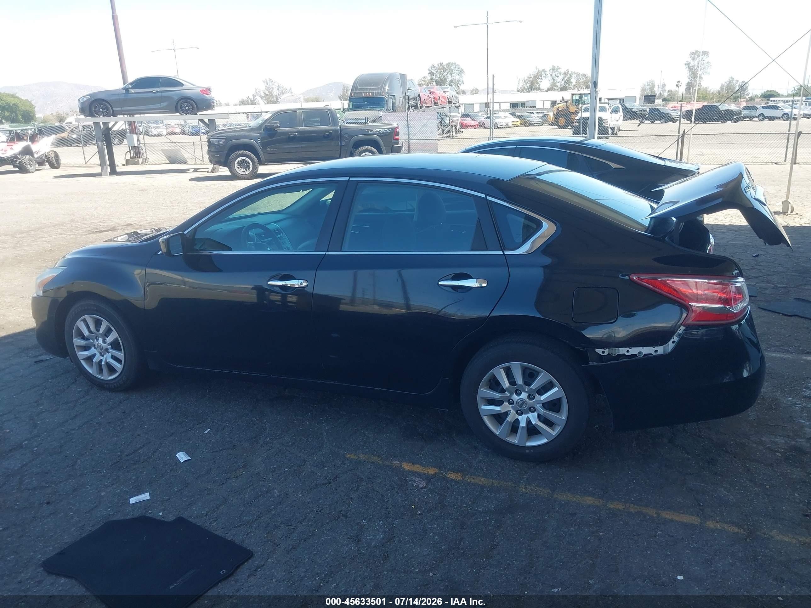2013 Nissan Altima 2.5 S Black vin: 1N4AL3AP0DN541279