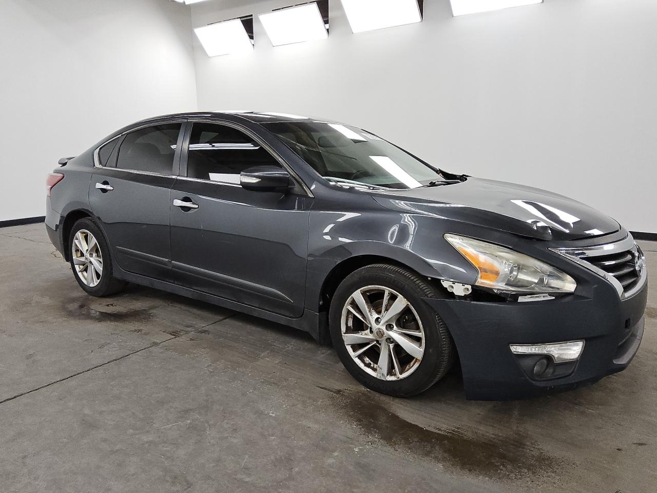 2013 Nissan Altima 2.5 Sl Серый vin: 1N4AL3AP0DN551276 Damage: Front Bumper, Broken, Replacement Required