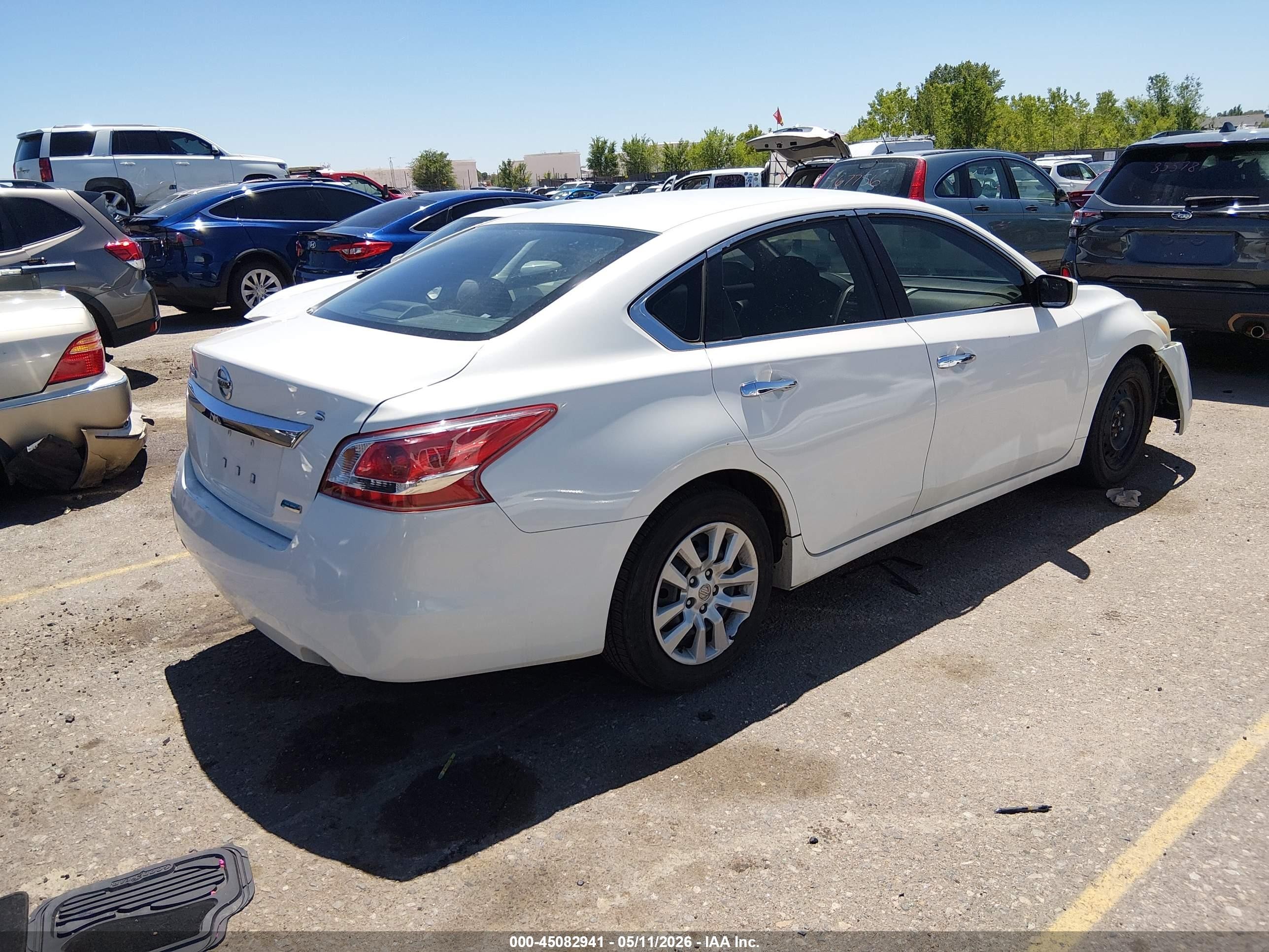 2013 Nissan Altima 2.5 S White vin: 1N4AL3AP0DN571401