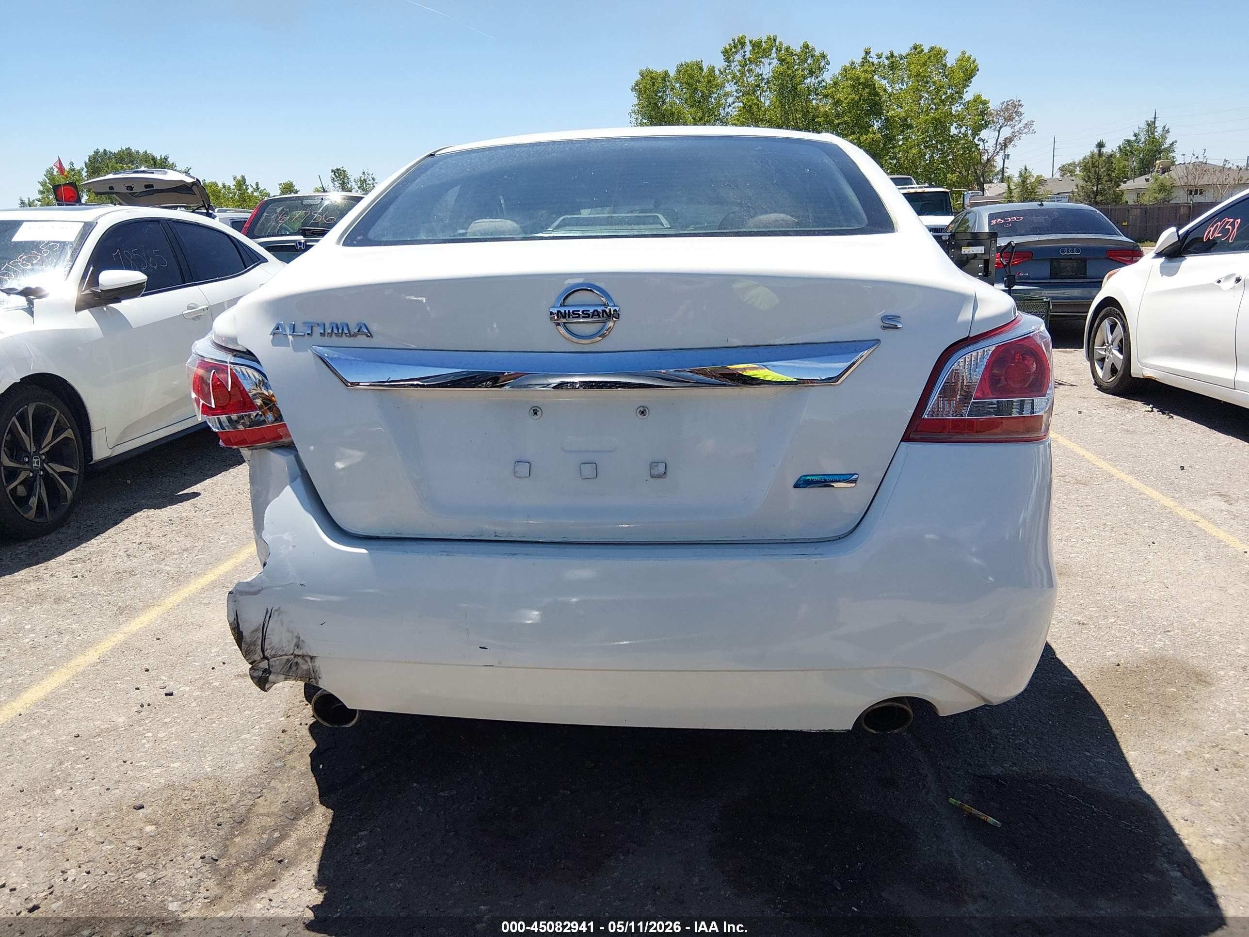 2013 Nissan Altima 2.5 S White vin: 1N4AL3AP0DN571401