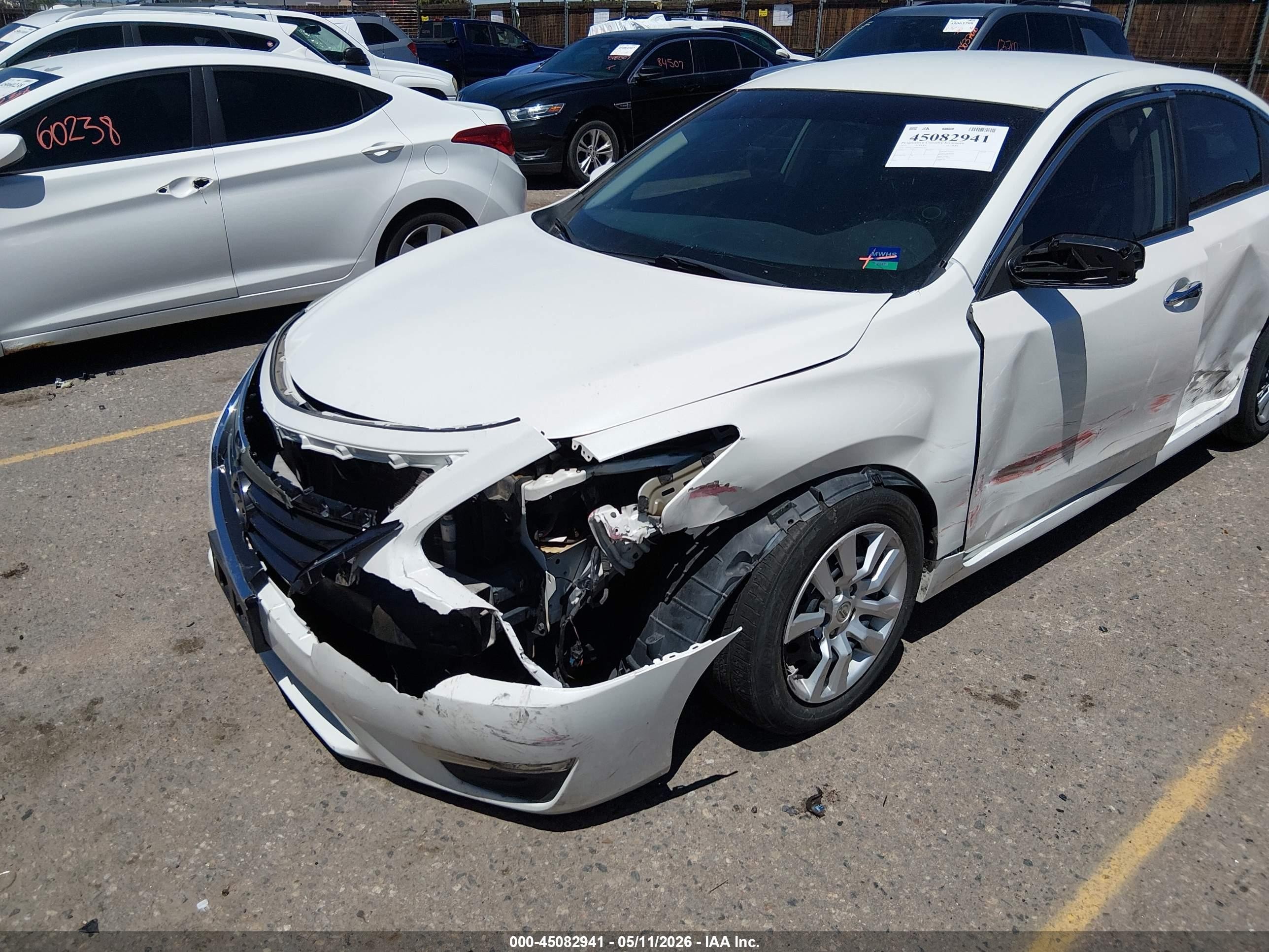2013 Nissan Altima 2.5 S White vin: 1N4AL3AP0DN571401