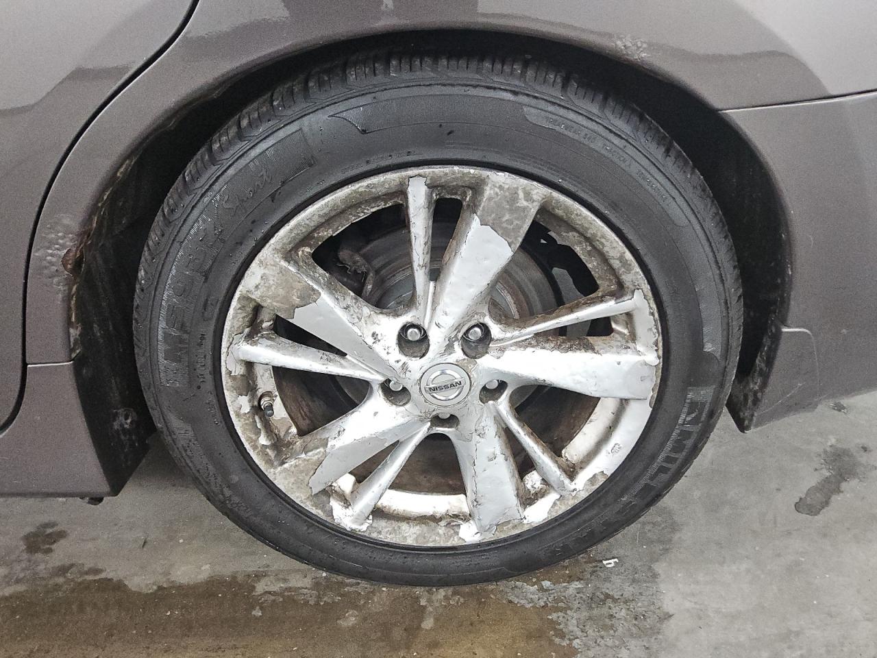 2013 Nissan Altima 2.5 Sl Коричневый vin: 1N4AL3AP0DN581622 Damage: Left Rear Wheel, Peeling, > 12 Inches