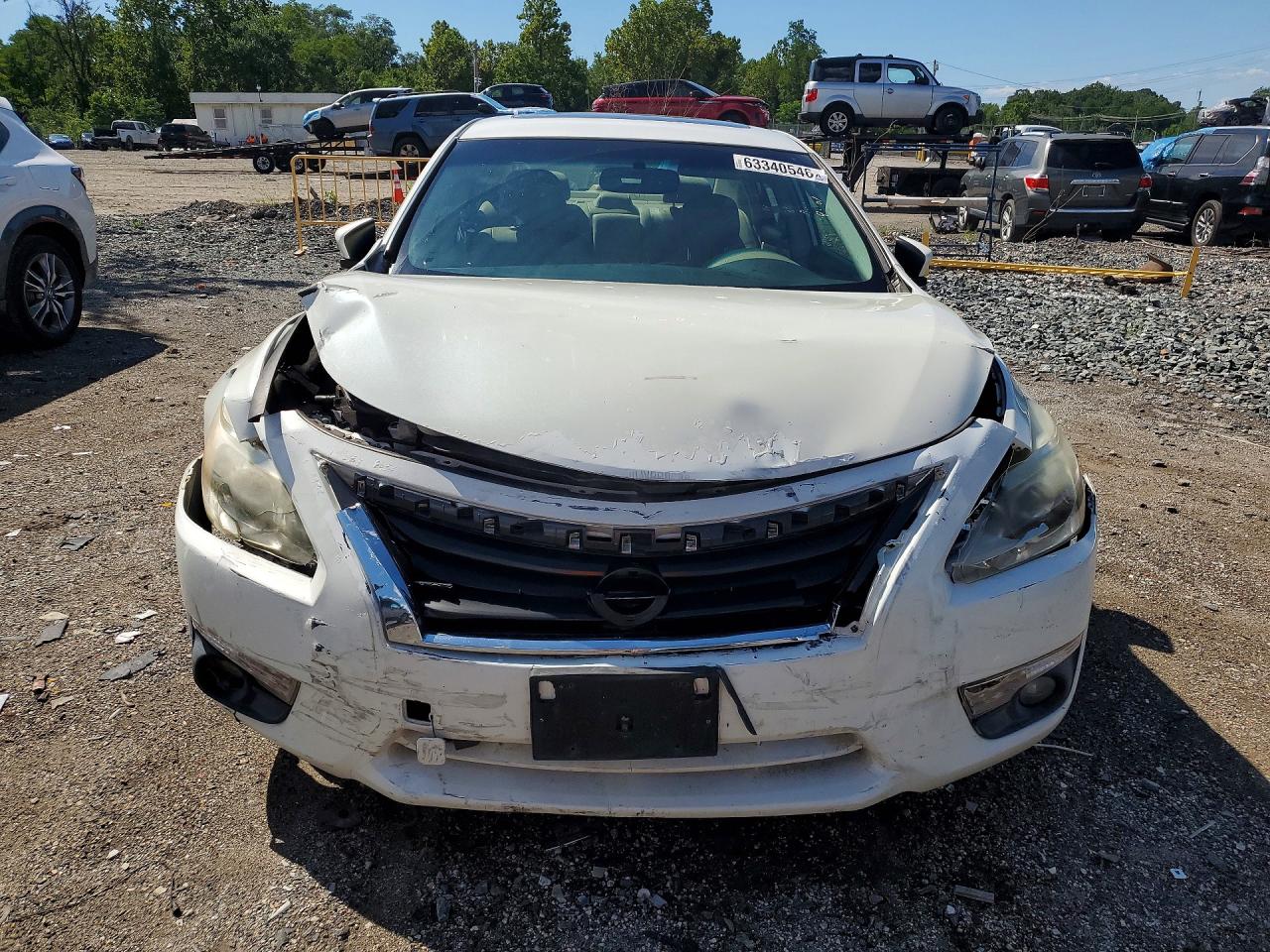2013 Nissan Altima 2.5 White vin: 1N4AL3AP0DN587923