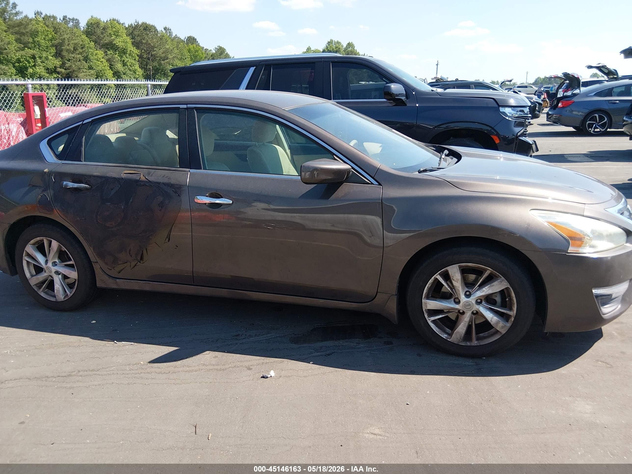 2014 Nissan Altima 2.5 Sv Gray vin: 1N4AL3AP0EC100801