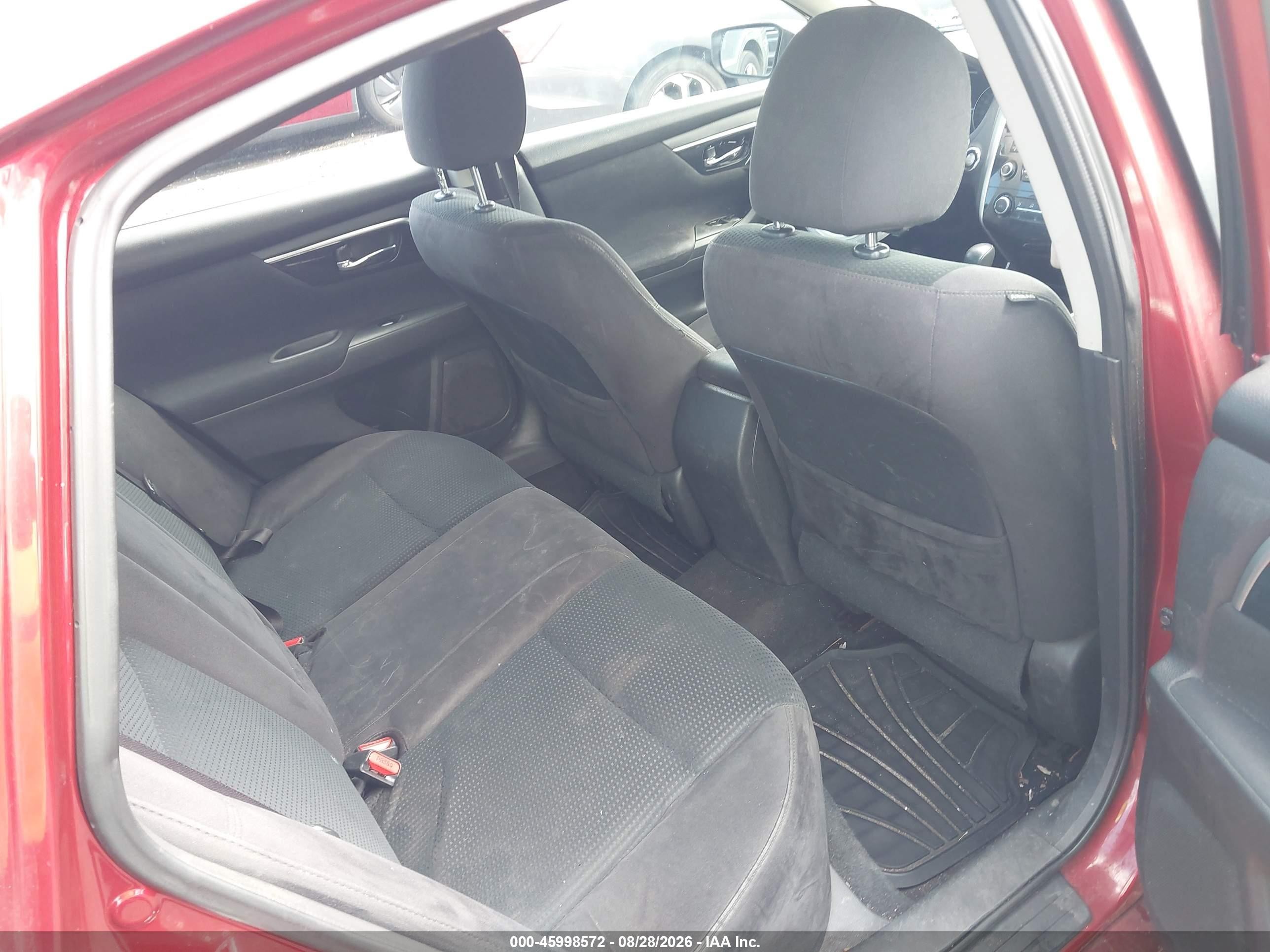 2014 Nissan Altima 2.5 S Red vin: 1N4AL3AP0EC103827