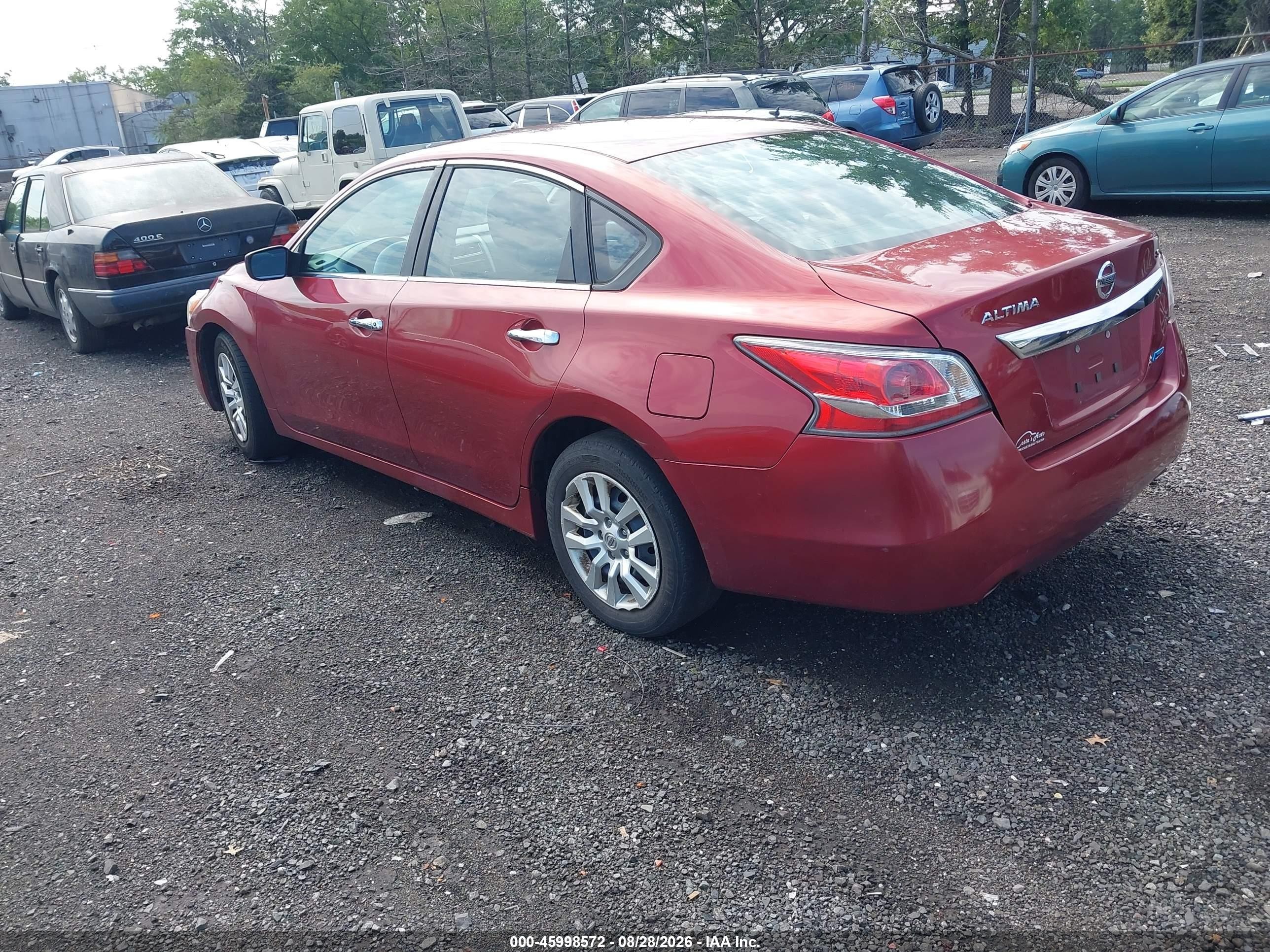 2014 Nissan Altima 2.5 S Red vin: 1N4AL3AP0EC103827