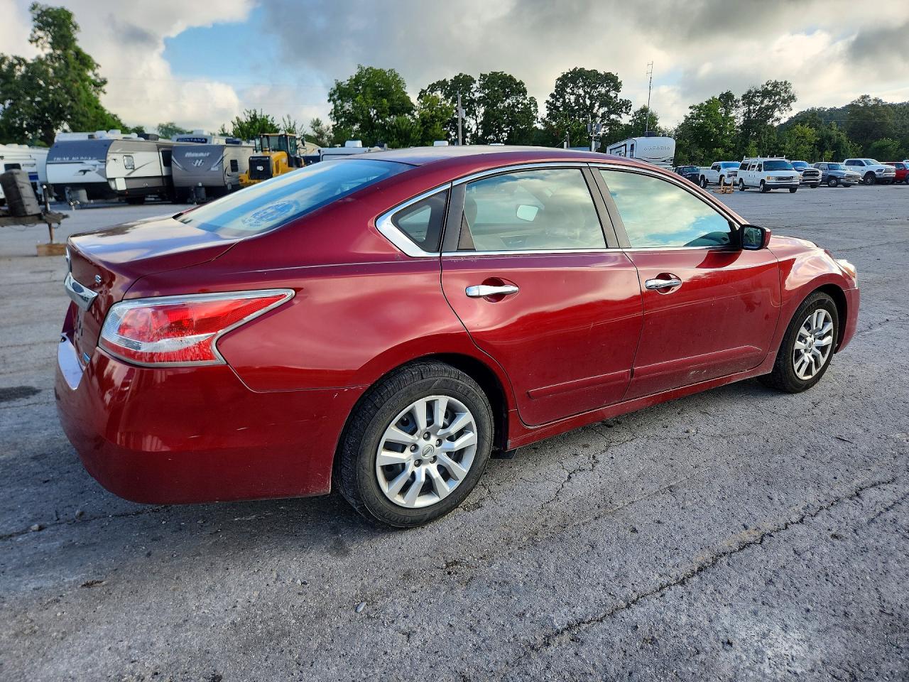 2014 Nissan Altima 2.5 Red vin: 1N4AL3AP0EC104220