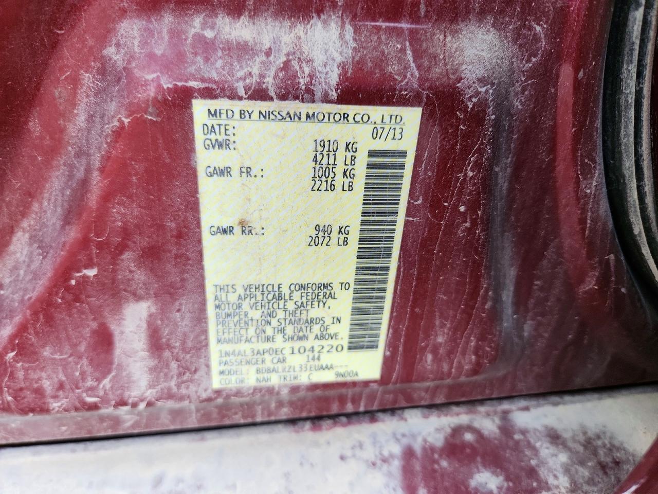 2014 Nissan Altima 2.5 Red vin: 1N4AL3AP0EC104220
