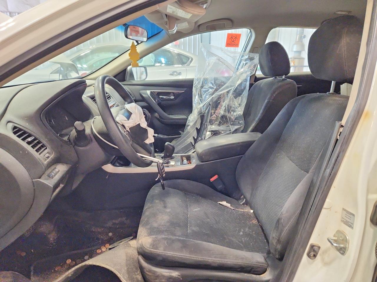 2014 Nissan Altima 2.5 S White vin: 1N4AL3AP0EC106257