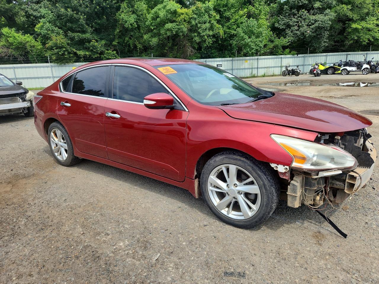 2014 Nissan Altima 2.5 Red vin: 1N4AL3AP0EC111717