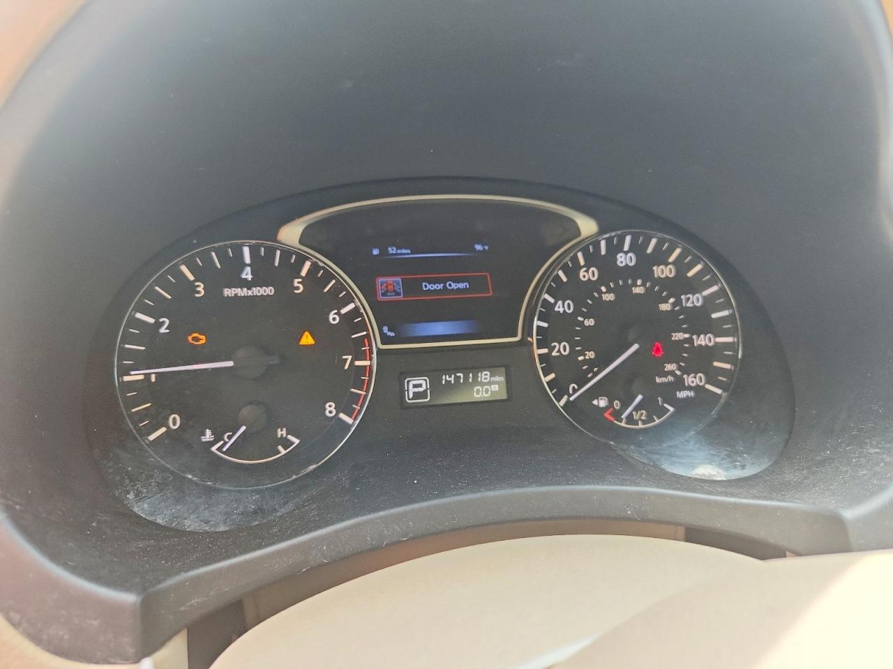 2014 Nissan Altima 2.5 Red vin: 1N4AL3AP0EC111717